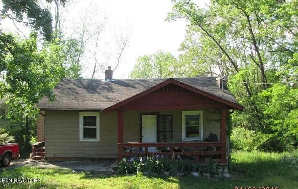 Homes for sale in Knoxville, TN | 2821 Hillside Ave, Knoxville, TN 37914 | MLS# 3154780