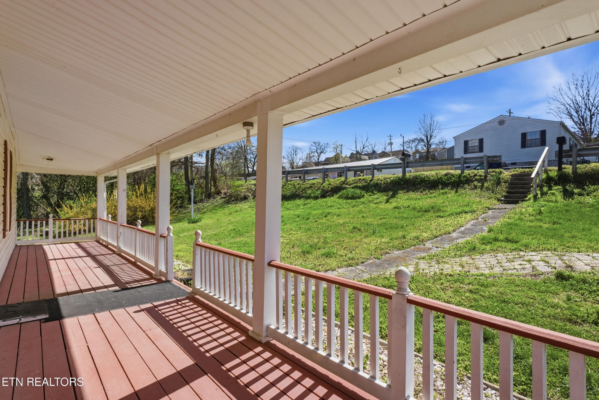 Homes for sale in Lenoir City, TN | 601 Kingston St, Lenoir City, TN 37771 | MLS# 3154844