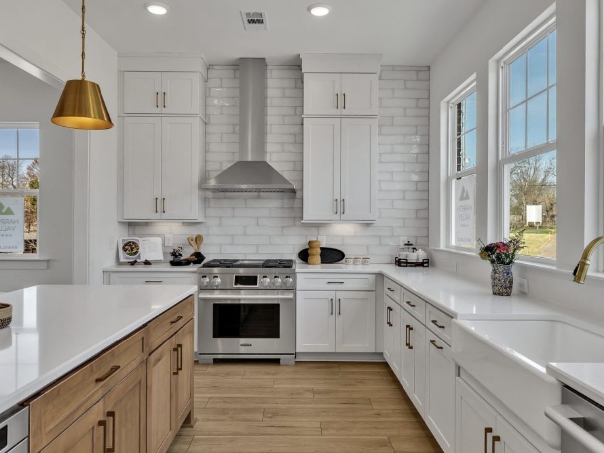 Homes for sale in Nashville, TN | 111 Honeywine St, Nashville, TN 37206 | MLS# 3155008