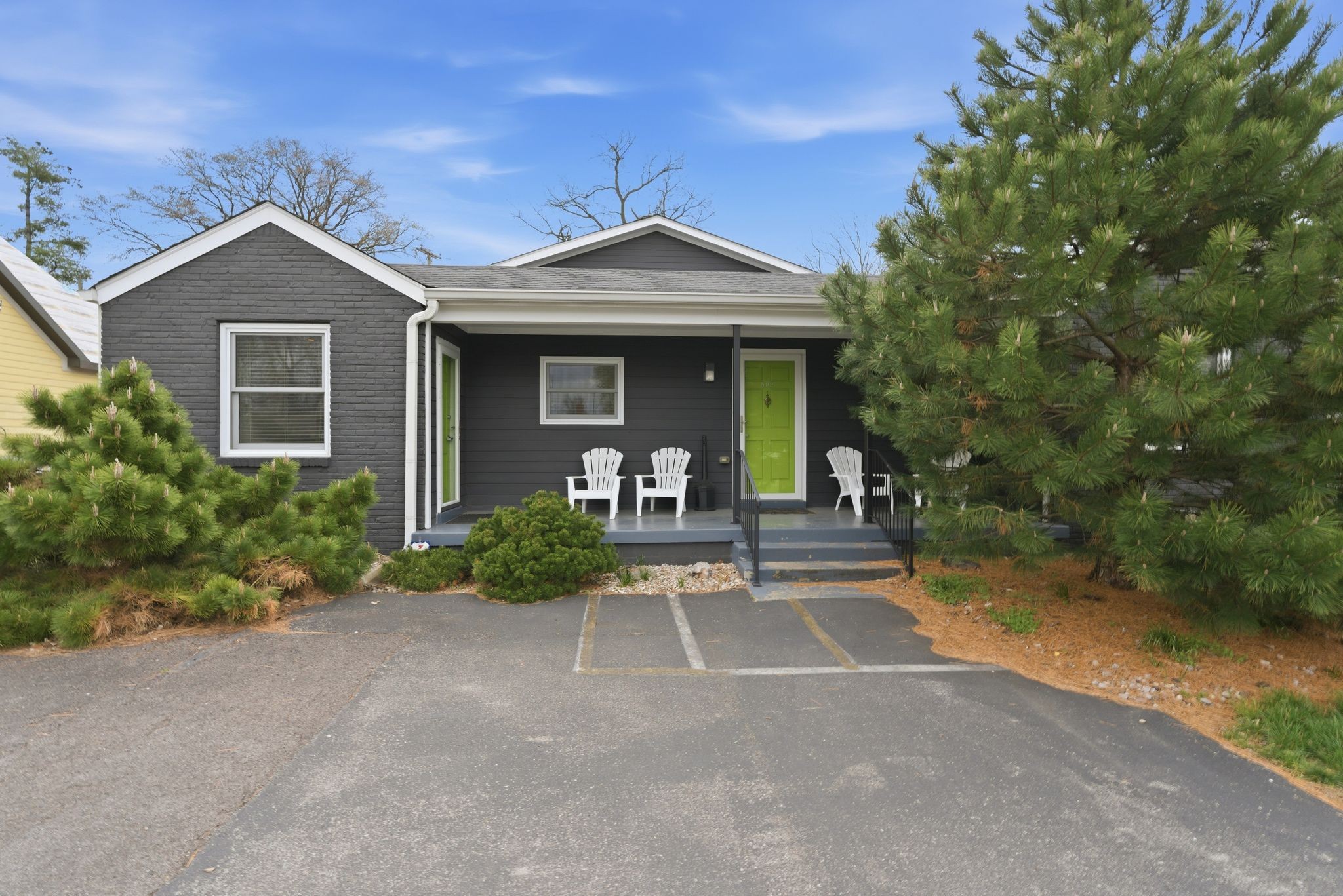 Homes for sale in Nashville, TN | 502 E Iris Dr, Nashville, TN 37204 | MLS# 3155127