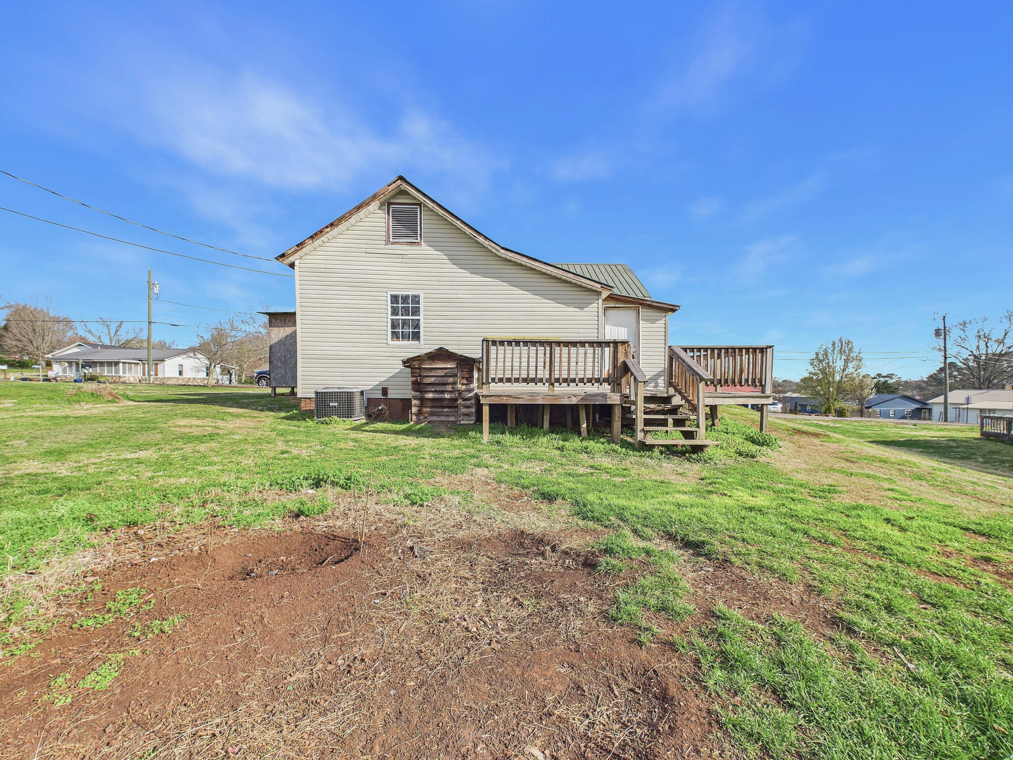 3rd image of 605 Bennett Street, Sweetwater, TN 37874 | MLS# 3338273