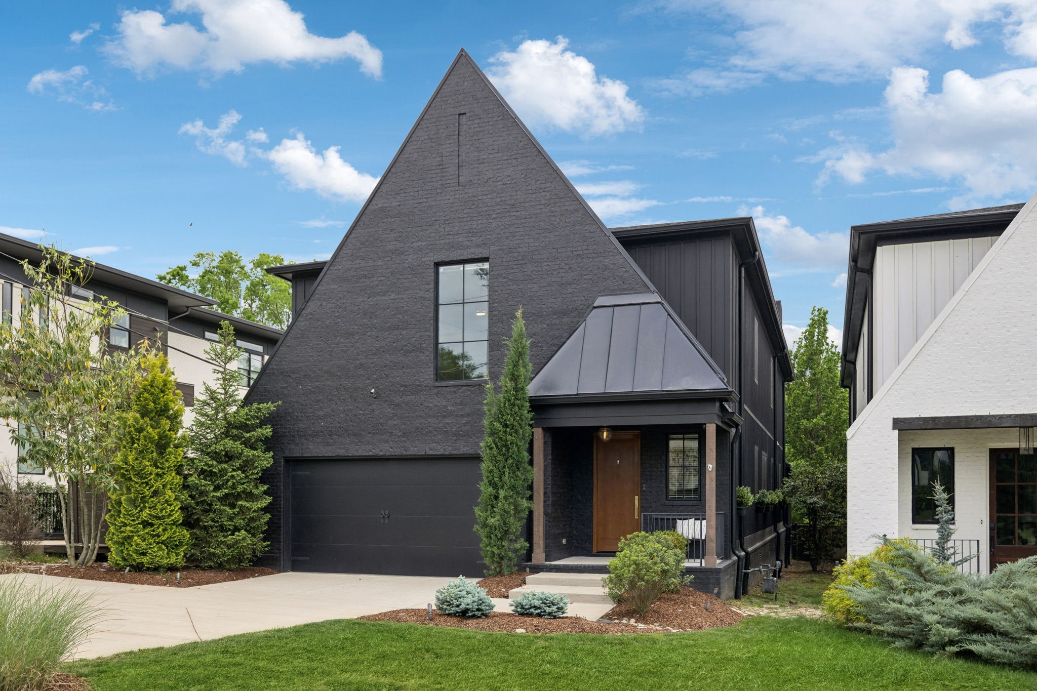 2nd image of 1809 Castleman Dr, Nashville, TN 37215 | MLS# 3170471