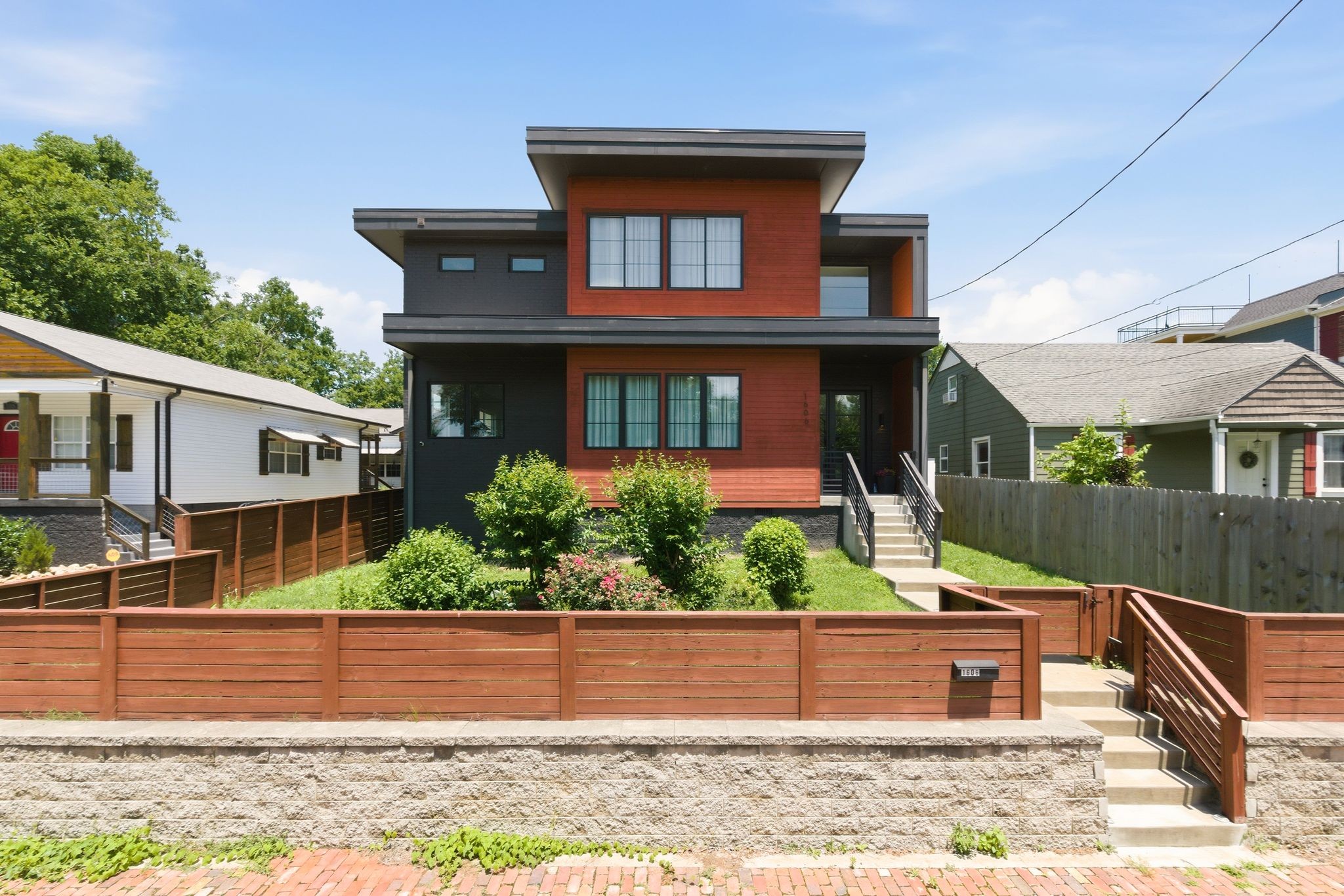 Homes for sale in Nashville, TN | 1606 10Th Ave N, Nashville, TN 37208 | MLS# 3180547