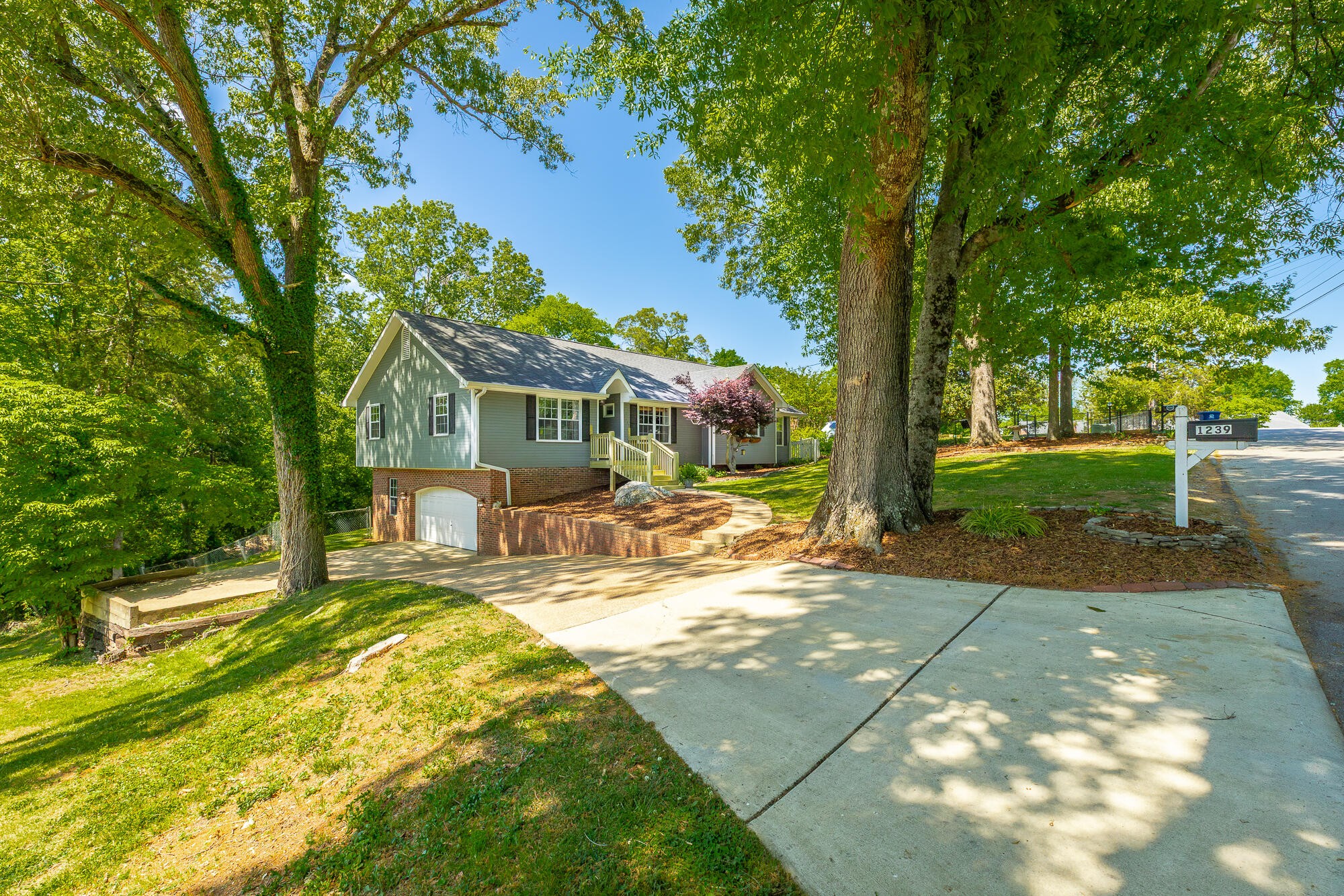 Homes for sale in Chattanooga, TN | 1239 Marijon Dr, Chattanooga, TN 37421 | MLS# 3234007