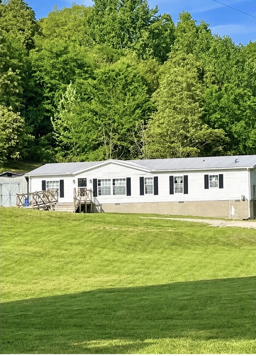 Homes for sale in Cumberland Furnace, TN | 2450 W Leatherwood Rd, Cumberland Furnace, TN 37051 | MLS# 3183190