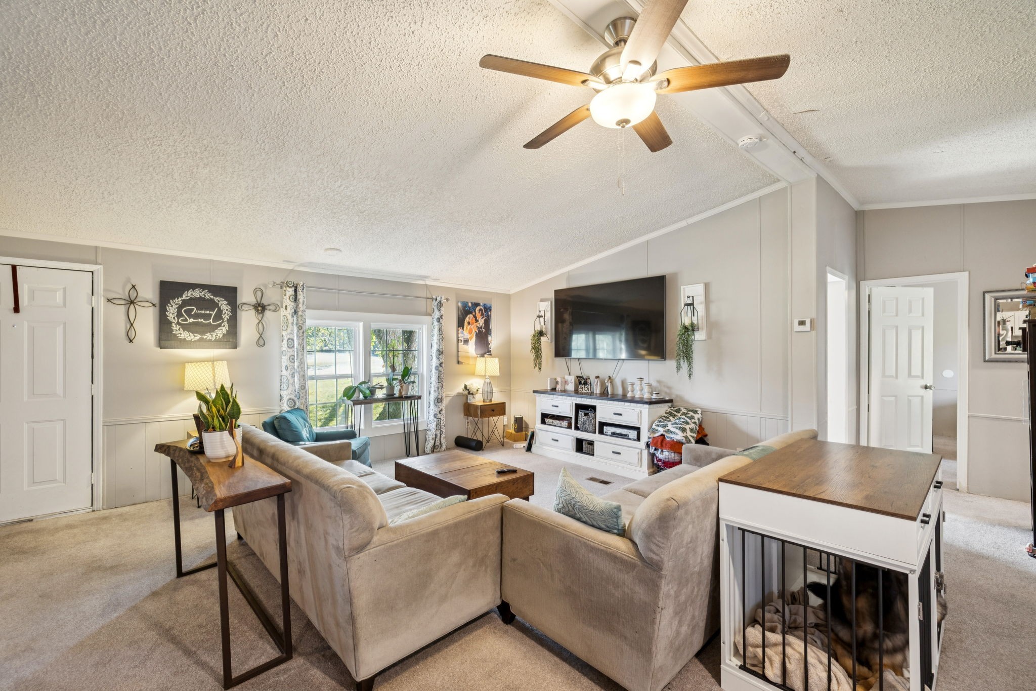 Homes for sale in Ashland City, TN | 1740 Hazelwood Dr, Ashland City, TN 37015 | MLS# 3184778