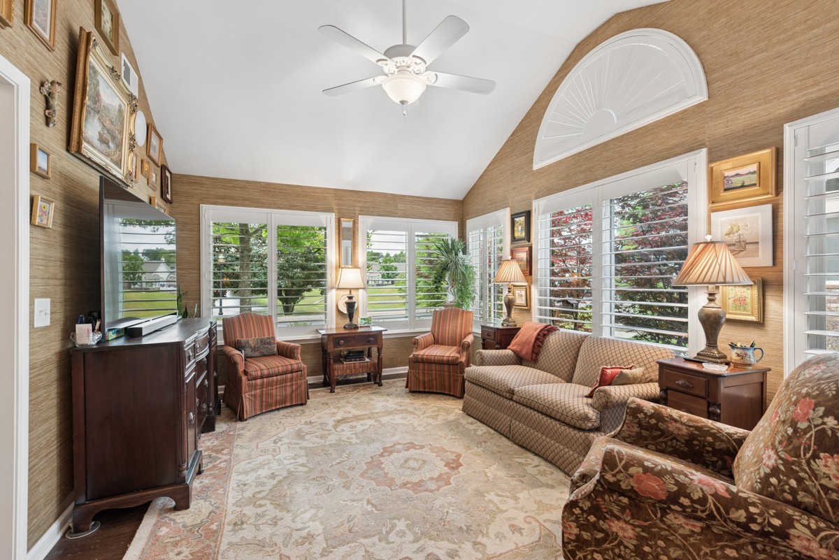 Homes for sale in Gallatin, TN | 825 Browns Ln #1001, Gallatin, TN 37066 | MLS# 3190708