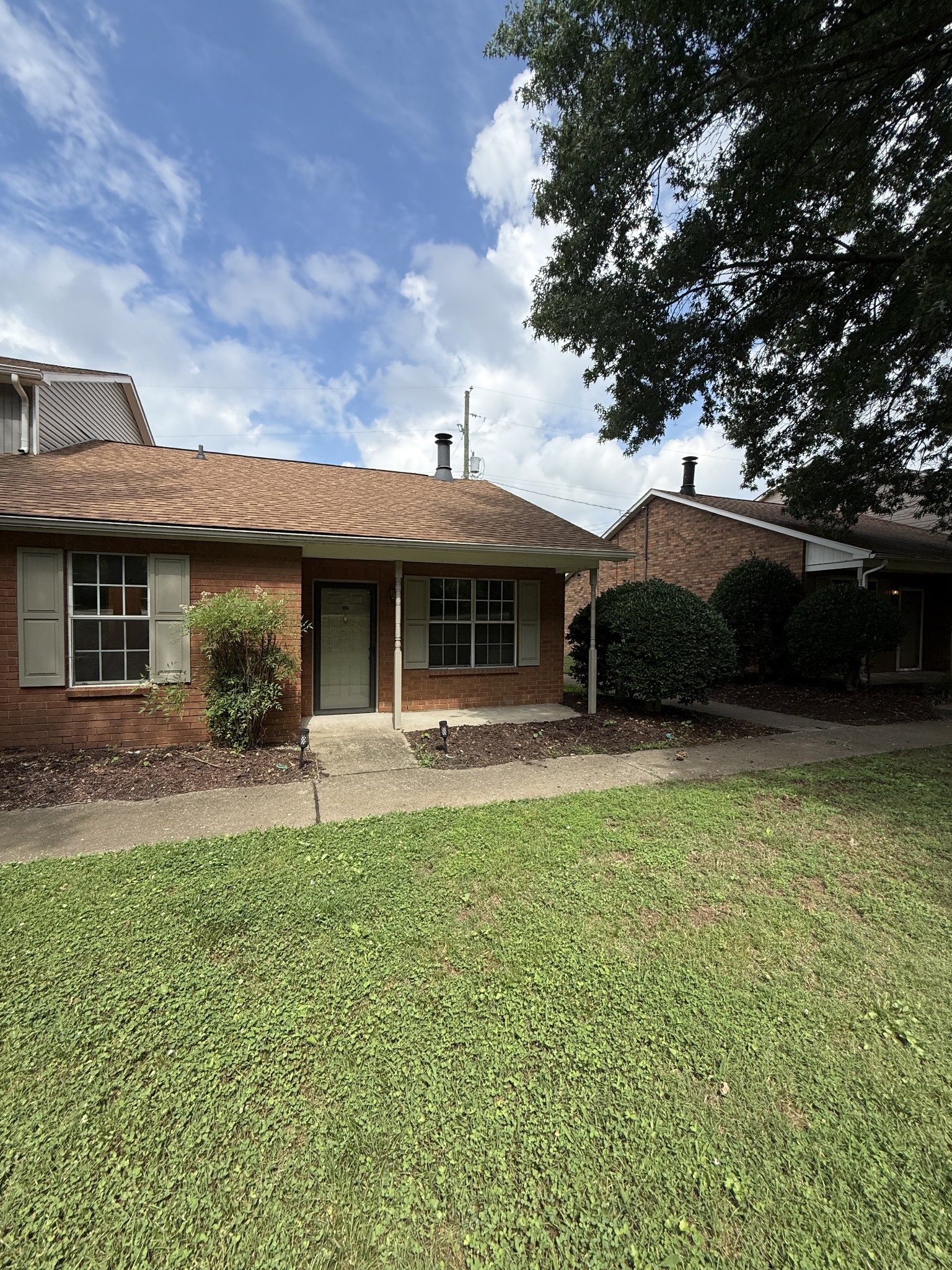 Homes for sale in Hendersonville, TN | 430 Walton Ferry Rd #1607, Hendersonville, TN 37075 | MLS# 3205393