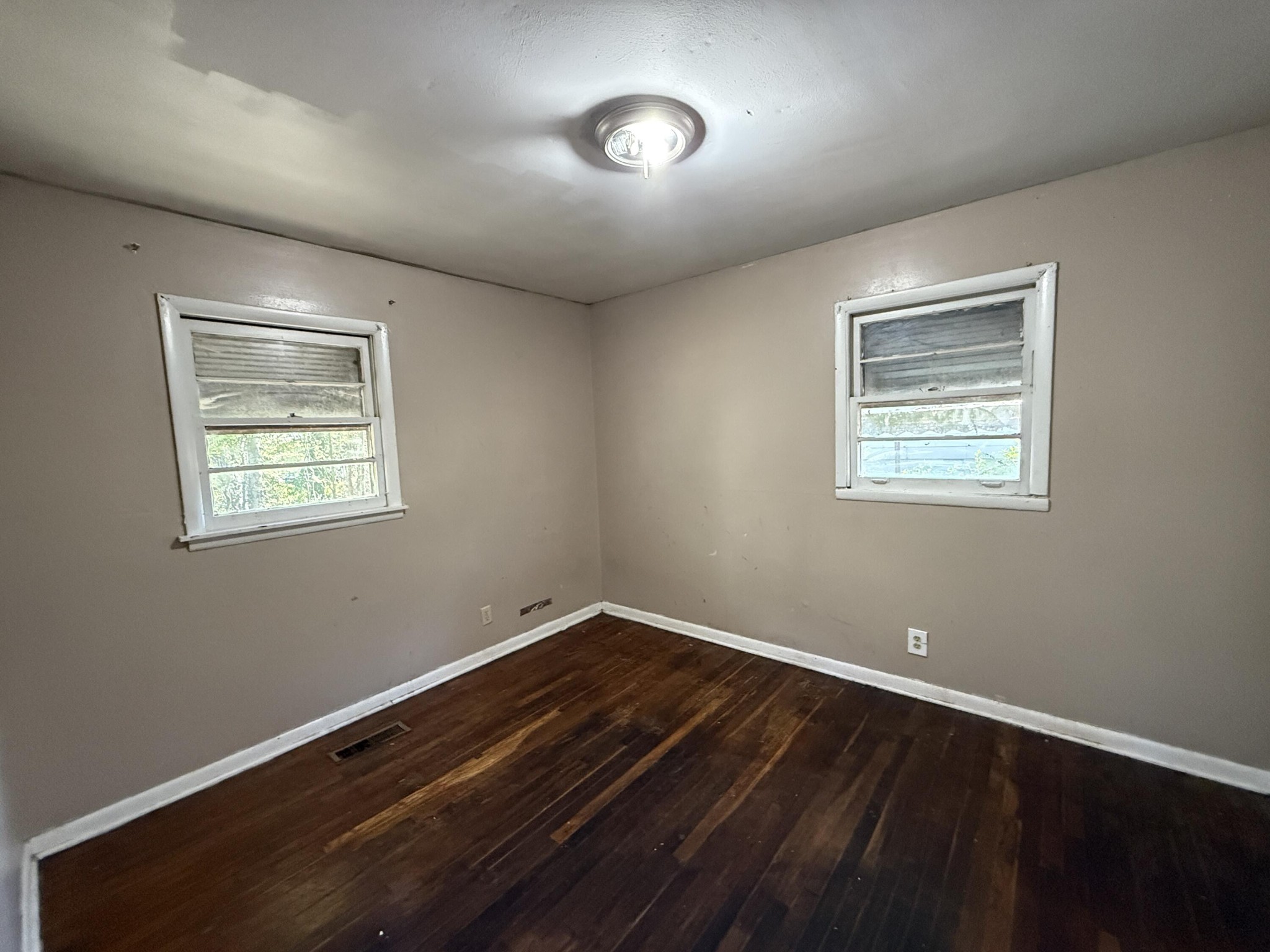 Homes for sale in Chattanooga, TN | 5220 Fagan Street, Chattanooga, TN 37410 | MLS# 3229271