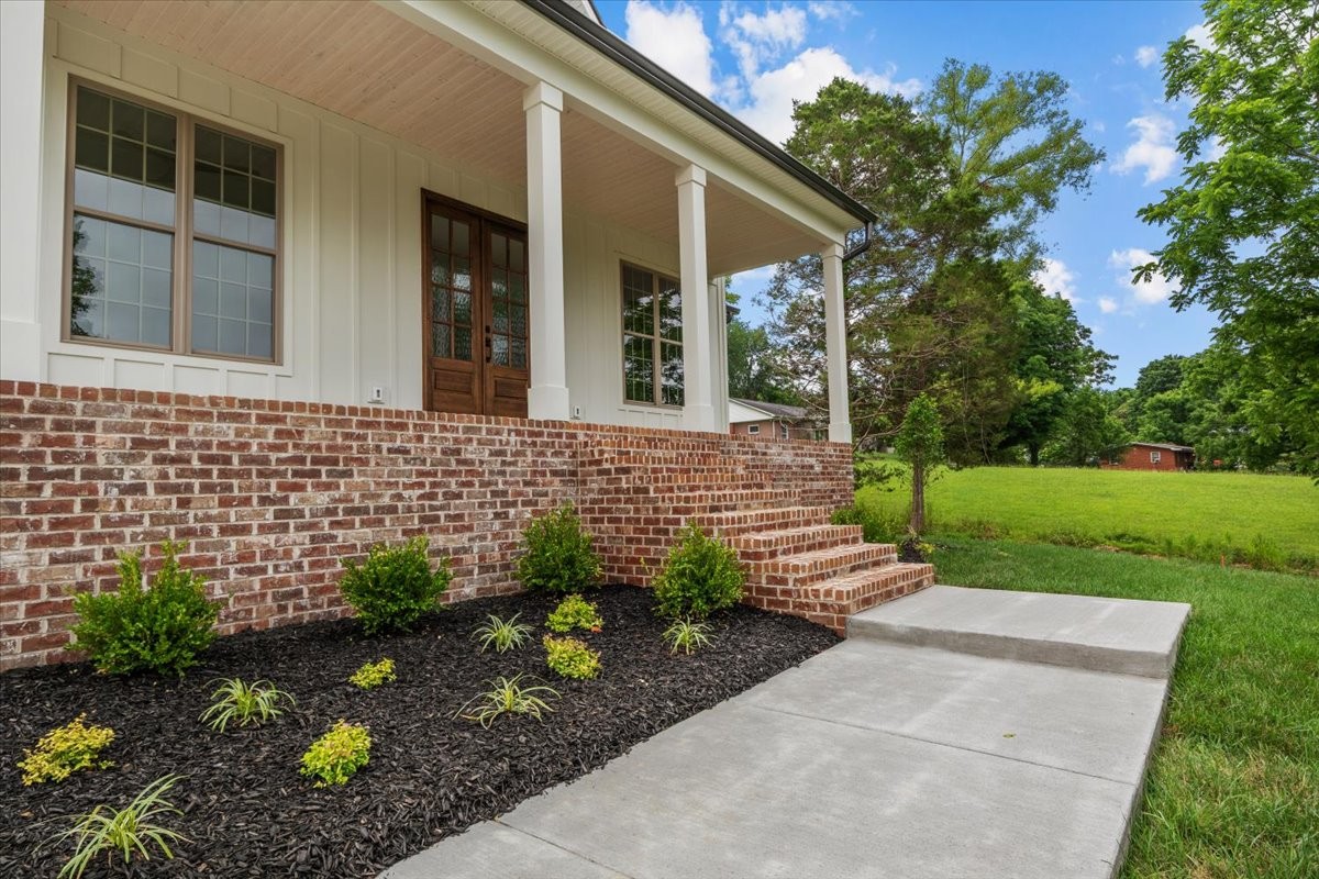 Homes for sale in Erin, TN | 171 Roby Dr, Erin, TN 37061 | MLS# 3206835