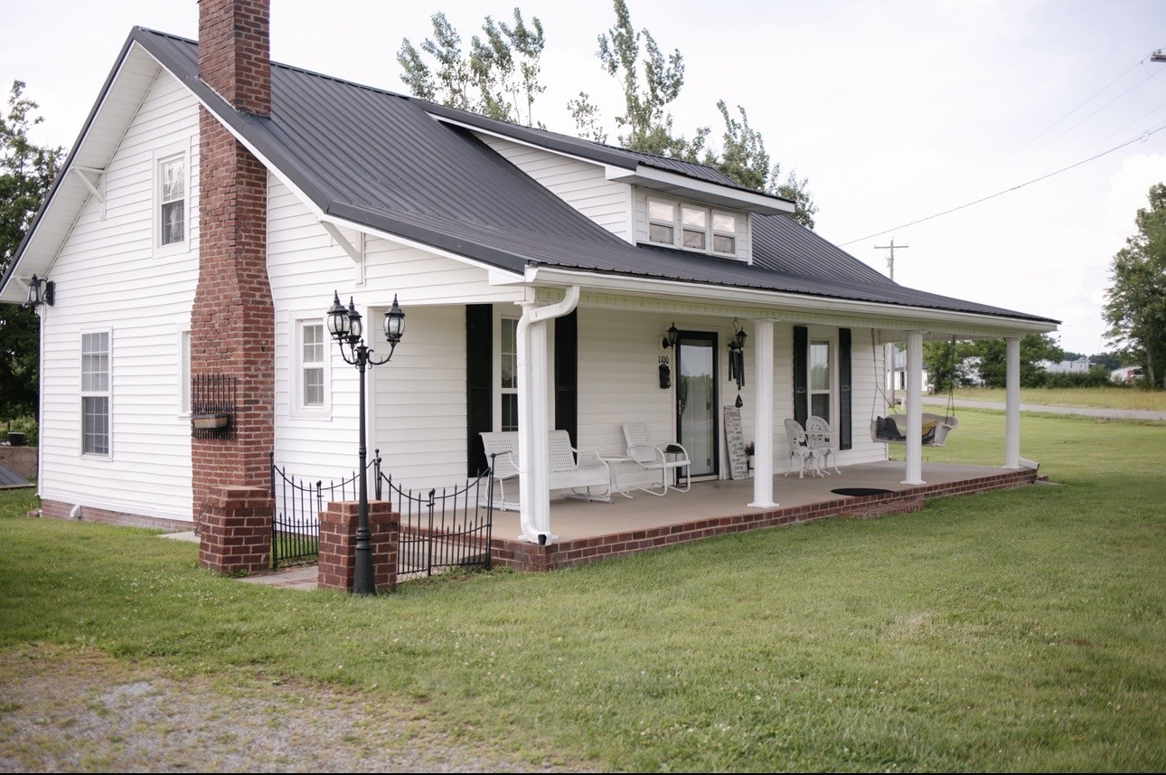 Homes for sale in Bethpage, TN | 1100 Harve Brown Rd, Bethpage, TN 37022 | MLS# 3225278