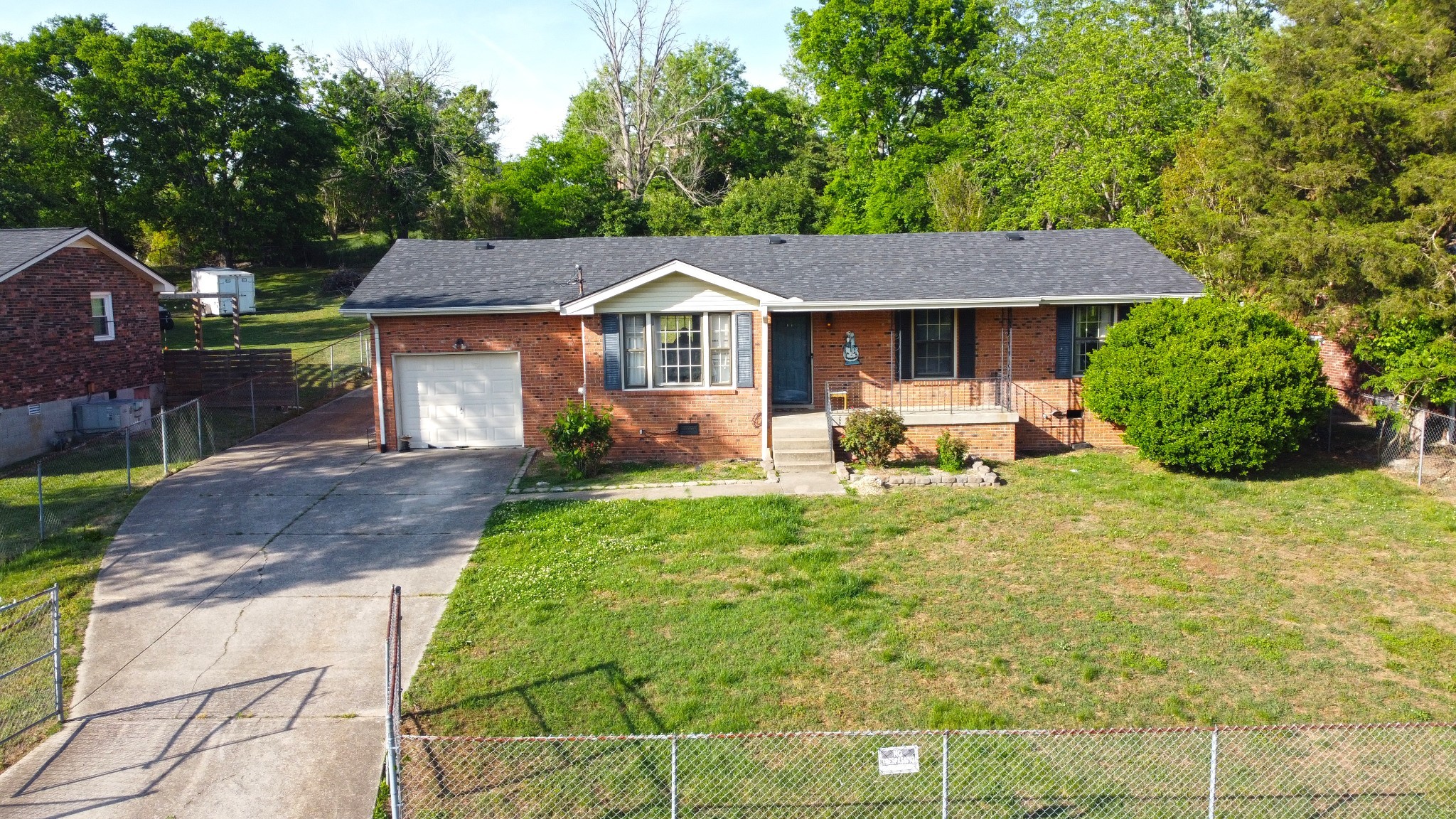 Homes for sale in Hendersonville, TN | 111 S Valley Rd, Hendersonville, TN 37075 | MLS# 3224984