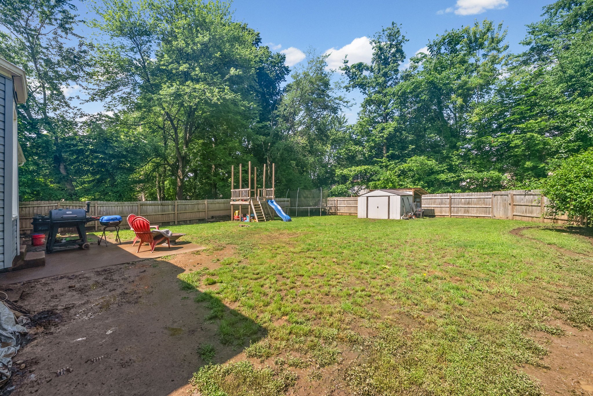 Homes for sale in Clarksville, TN | 384 Roselawn Dr, Clarksville, TN 37042 | MLS# 3224980