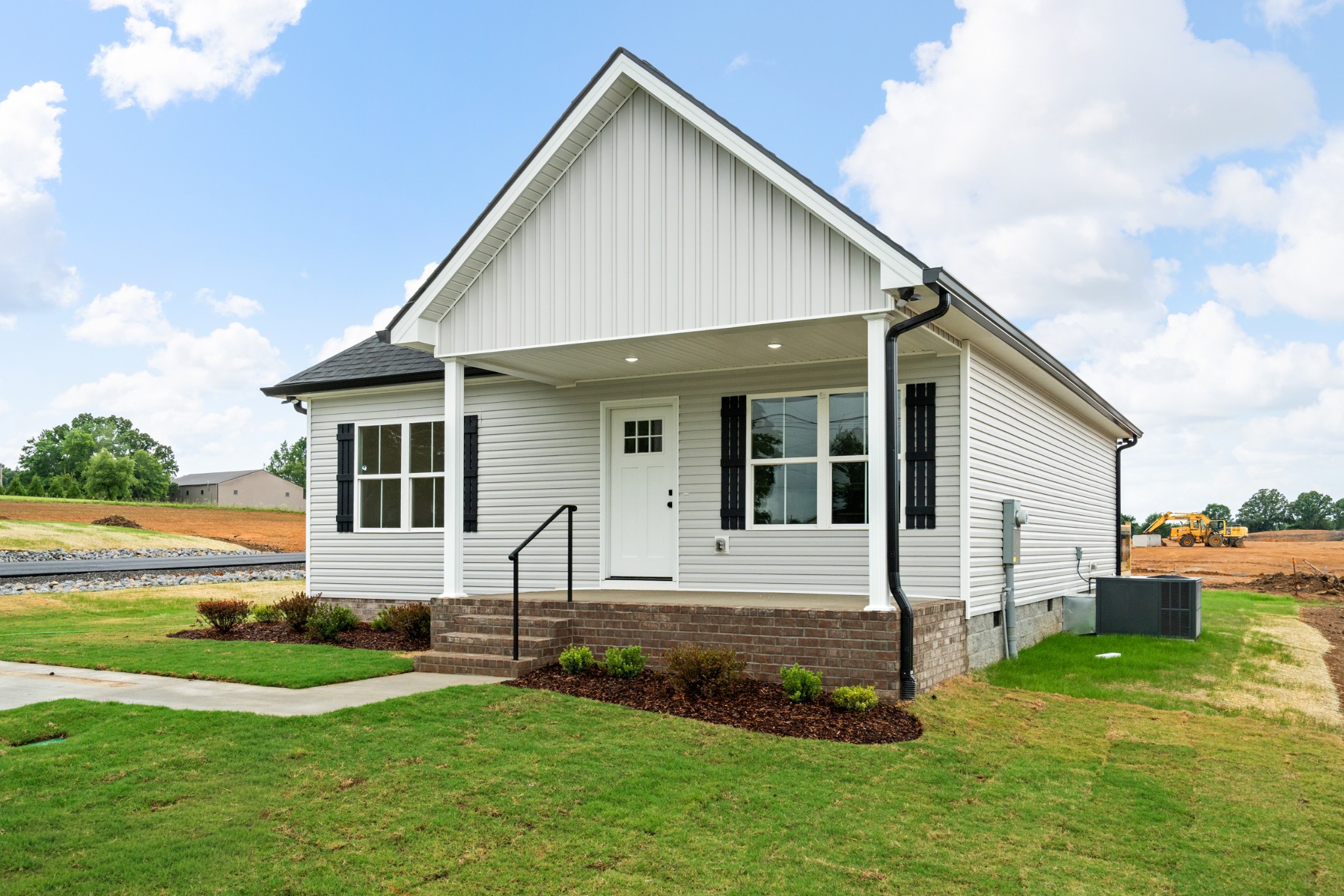 Homes for sale in Mc Ewen, TN | 929 Wilkie St N, Mc Ewen, TN 37101 | MLS# 3225013