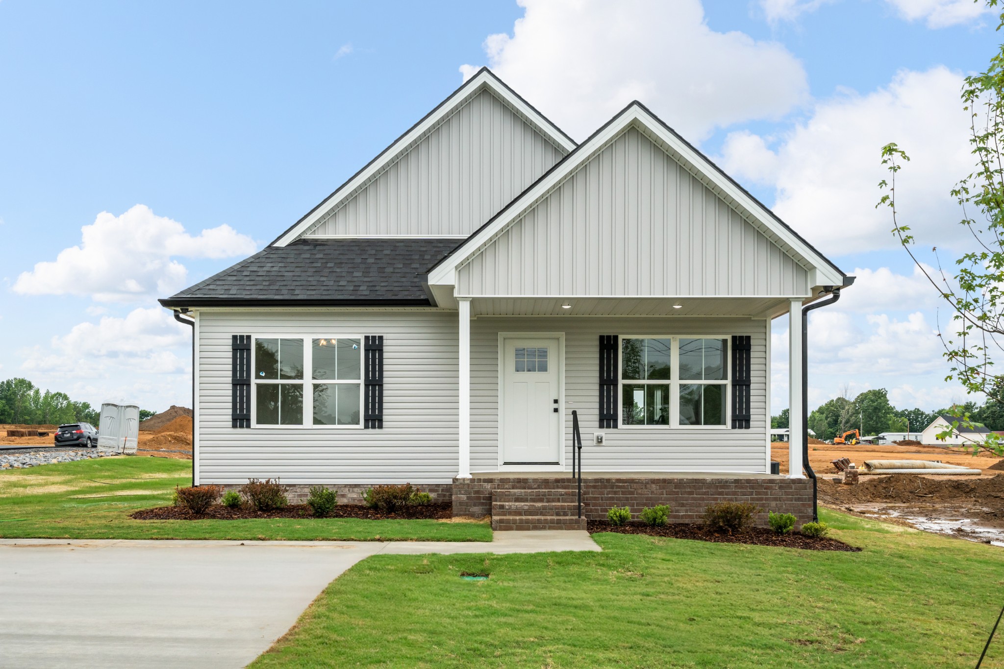 Homes for sale in Mc Ewen, TN | 929 Wilkie St N, Mc Ewen, TN 37101 | MLS# 3225013