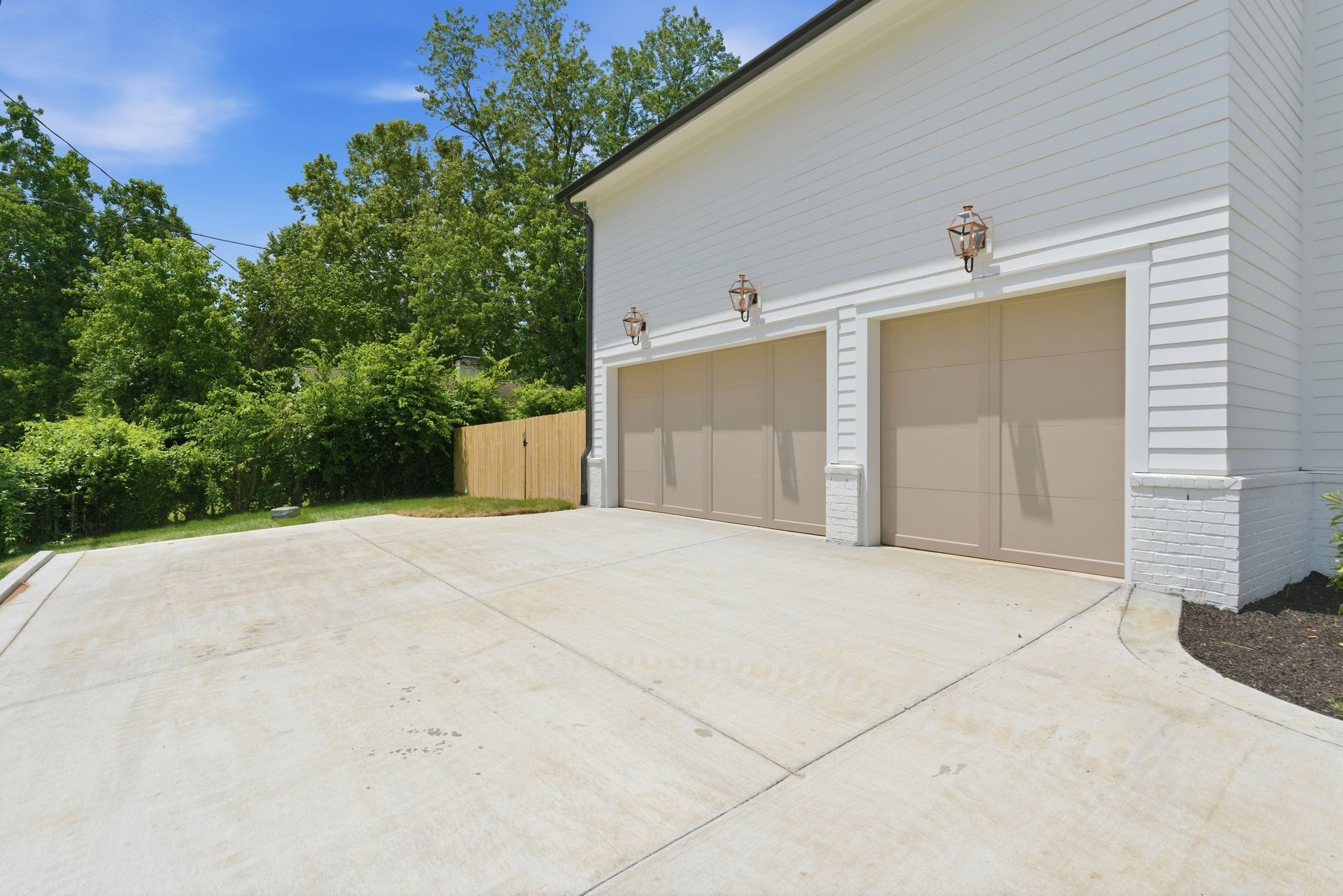 Homes for sale in Nashville, TN | 105 Keyway Dr, Nashville, TN 37205 | MLS# 3225344