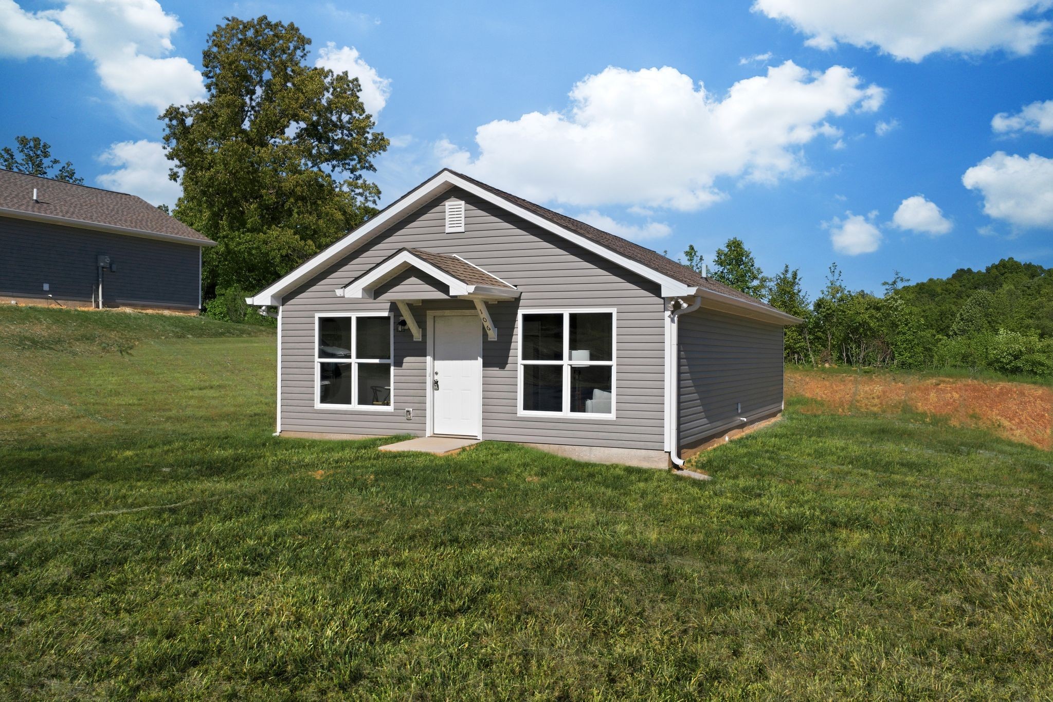 Homes for sale in Dickson, TN | 106 Hill Pl, Dickson, TN 37055 | MLS# 3228312