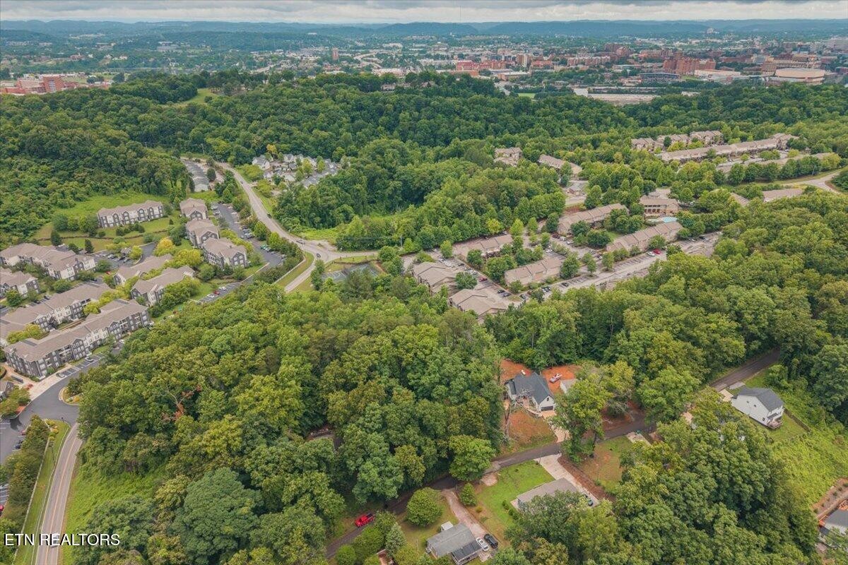 5th image of 1215 Navy Dr, Knoxville, TN 37920 | MLS# 3304503
