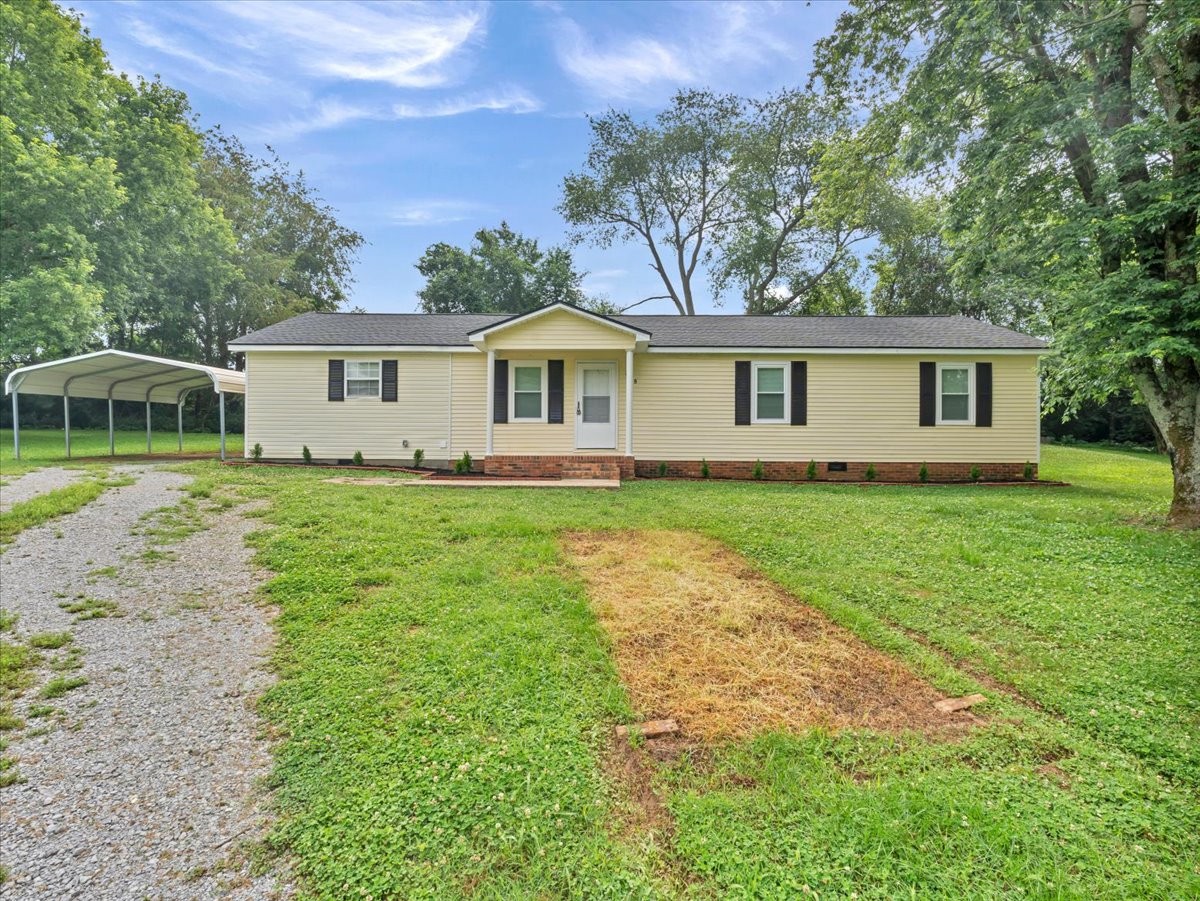 Homes for sale in Fayetteville, TN | 309 Fran Dr, Fayetteville, TN 37334 | MLS# 3228824