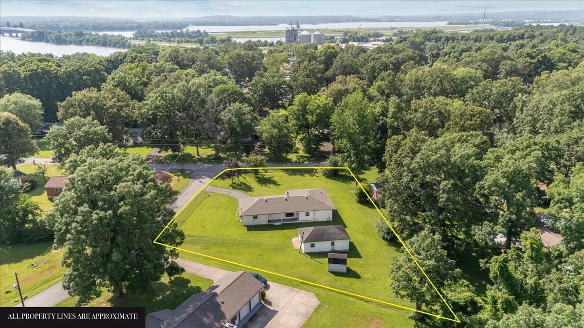 Homes for sale in New Johnsonville, TN | 215 Sunset Dr, New Johnsonville, TN 37134 | MLS# 3226557