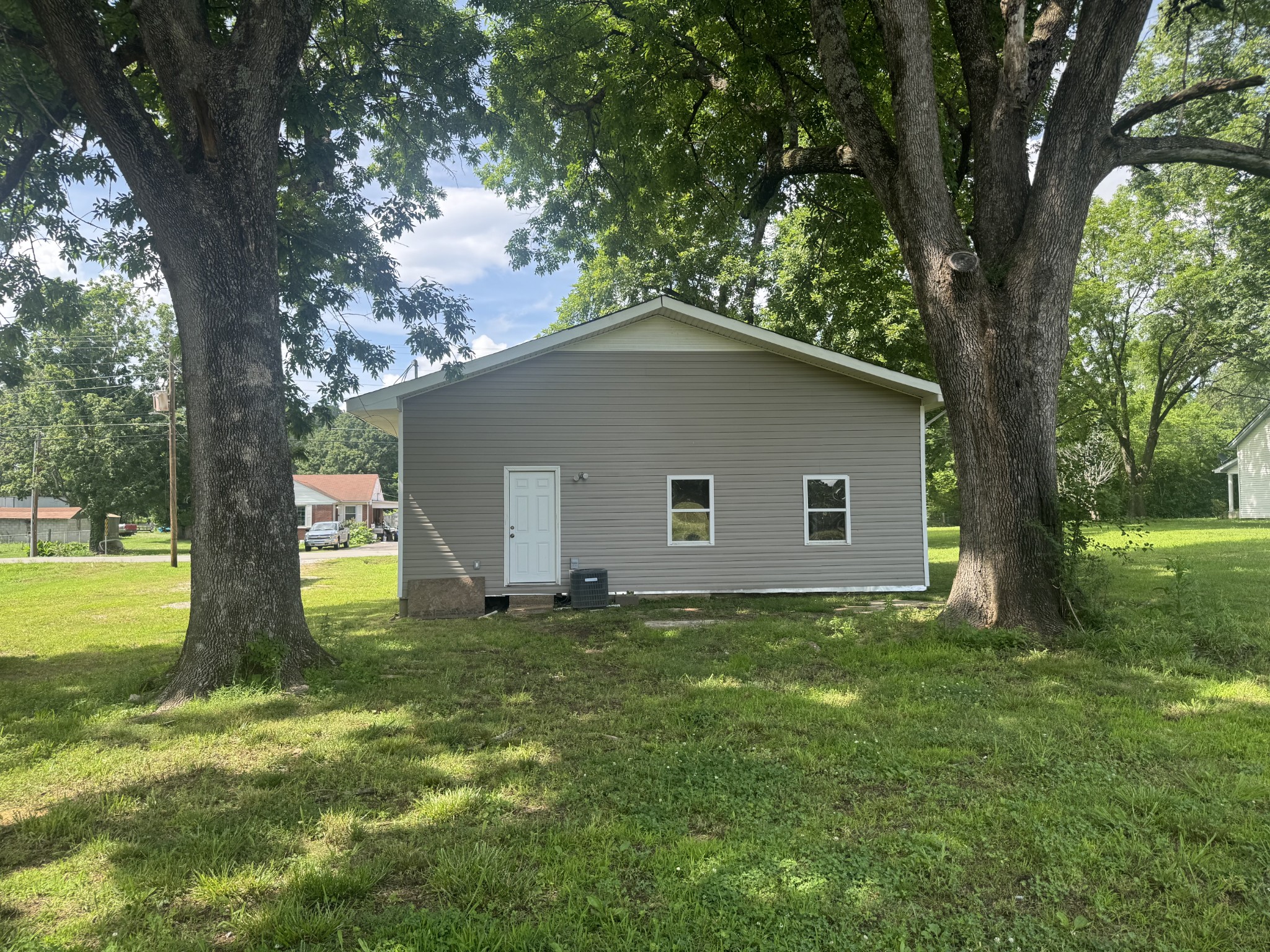 Homes for sale in New Johnsonville, TN | 8605 Old State Route 1, New Johnsonville, TN 37134 | MLS# 3229853