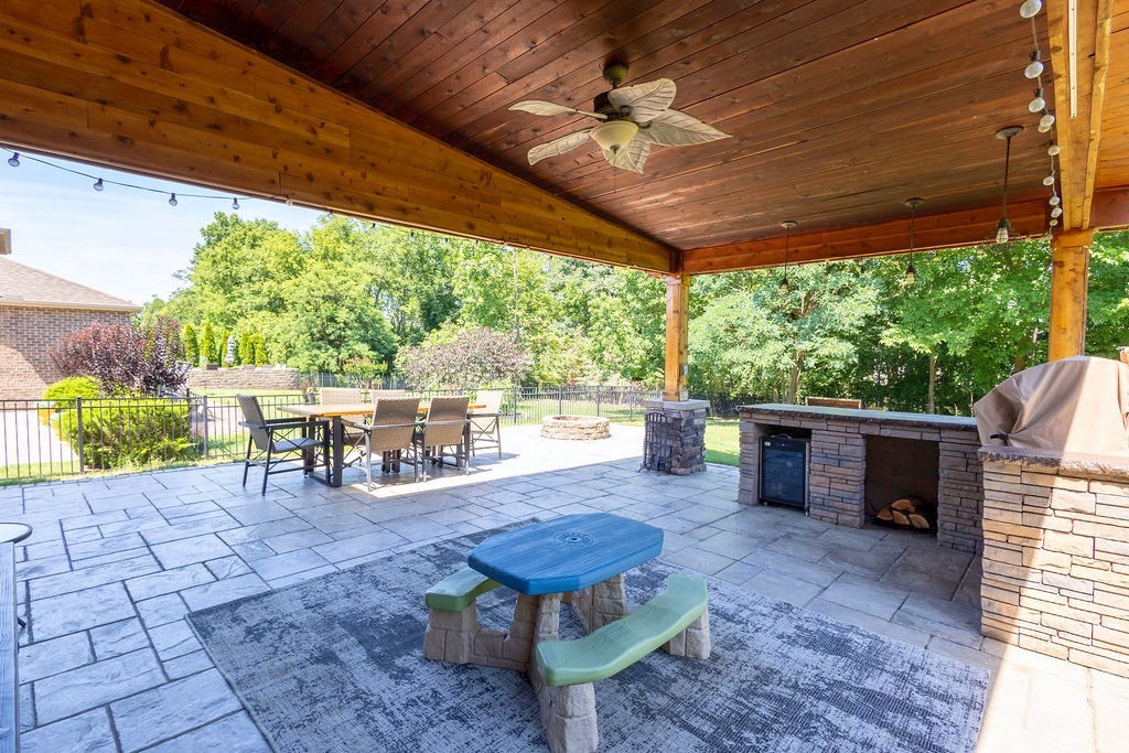 2nd image of 138 Sandpiper Cir, Hendersonville, TN 37075 | MLS# 3230992