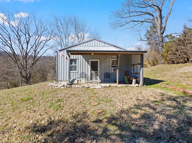 Homes for sale in Petersburg, TN | 474 Bartlett Hollow Rd, Petersburg, TN 37144 | MLS# 3233951