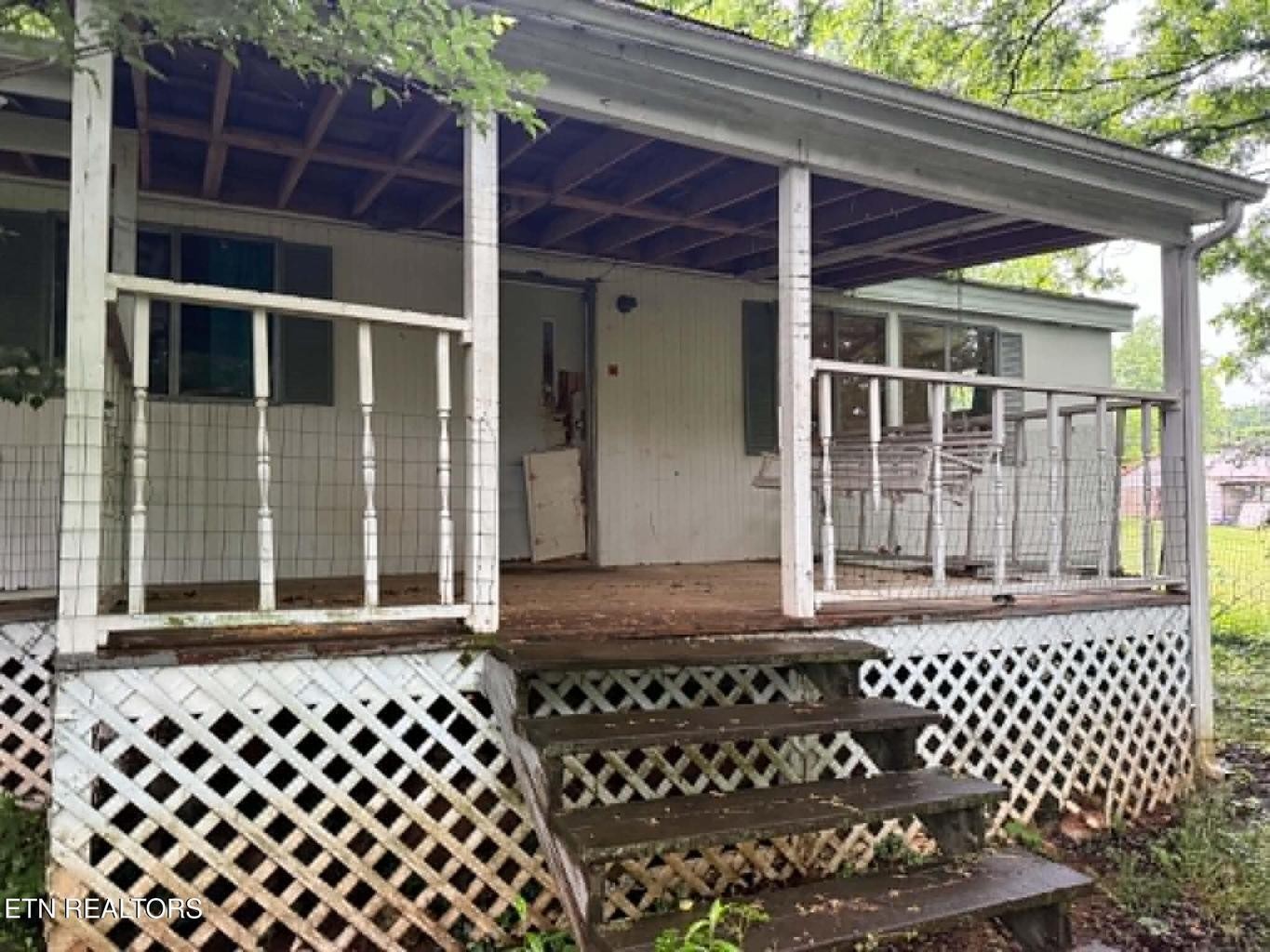Homes for sale in Athens, TN | 1604 Lamar Street, Athens, TN 37303 | MLS# 3232774