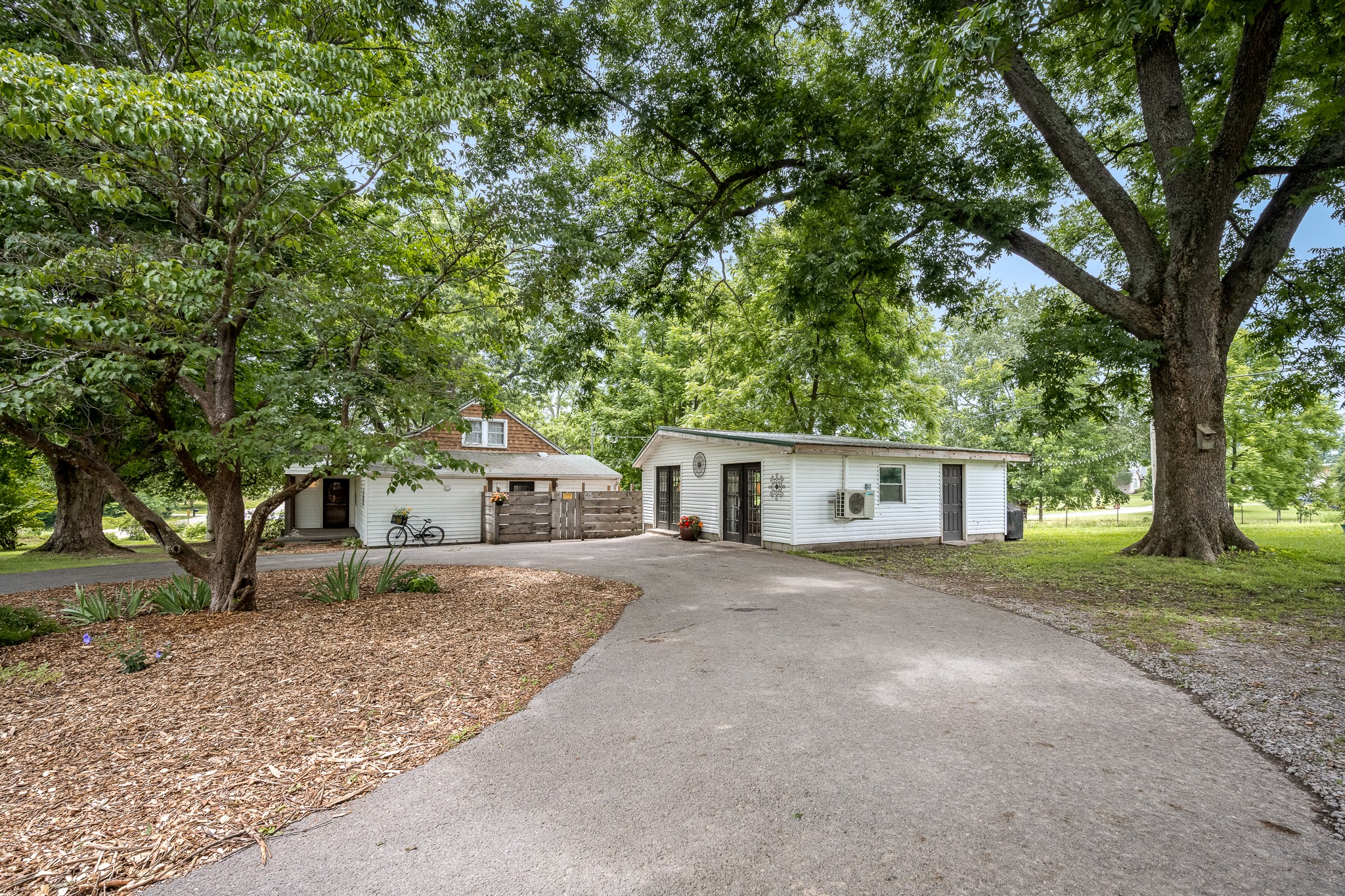 Homes for sale in Tullahoma, TN | 5825 Cobb Hollow Rd, Tullahoma, TN 37388 | MLS# 3234180