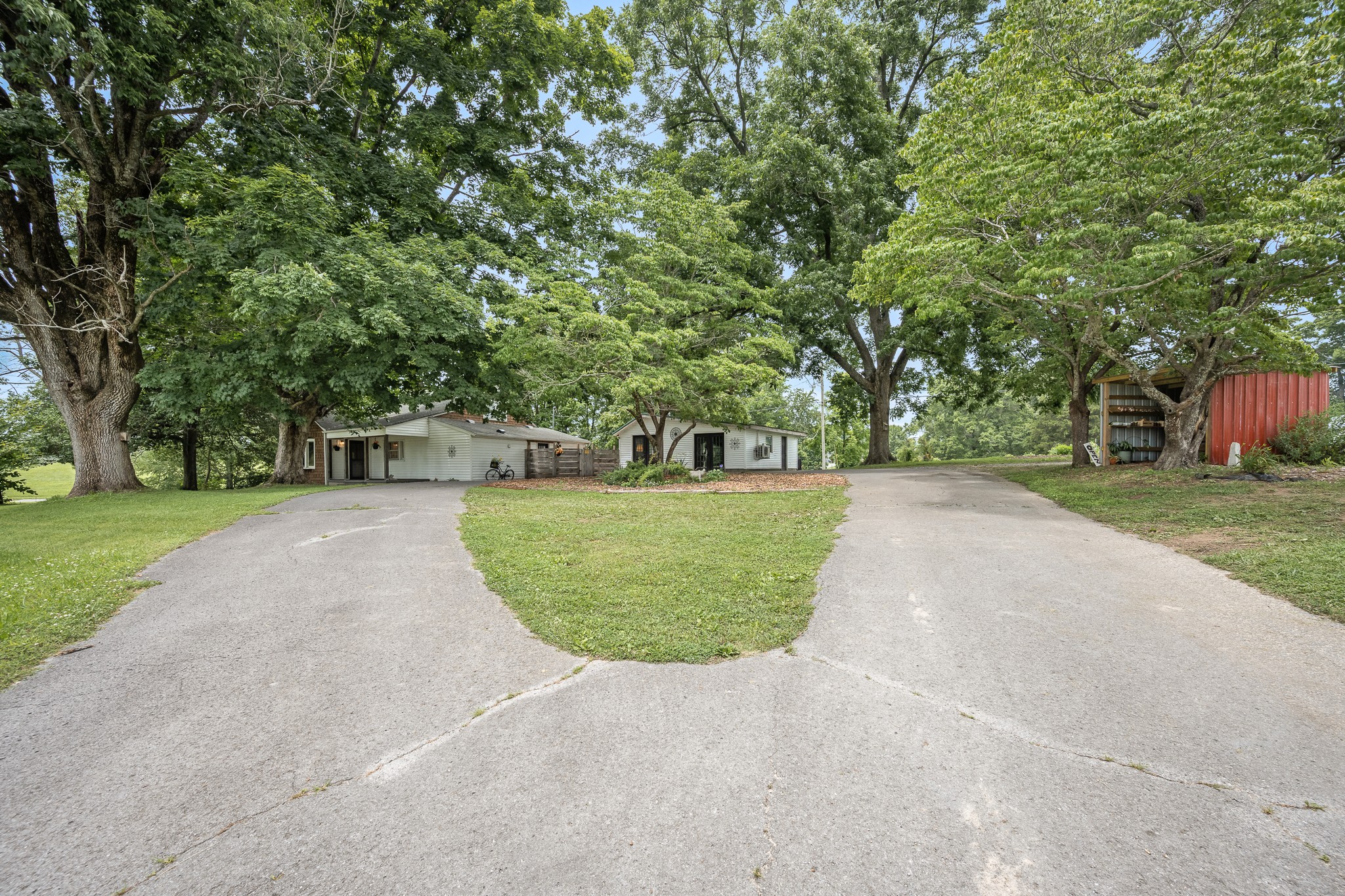 Homes for sale in Tullahoma, TN | 5825 Cobb Hollow Rd, Tullahoma, TN 37388 | MLS# 3234180