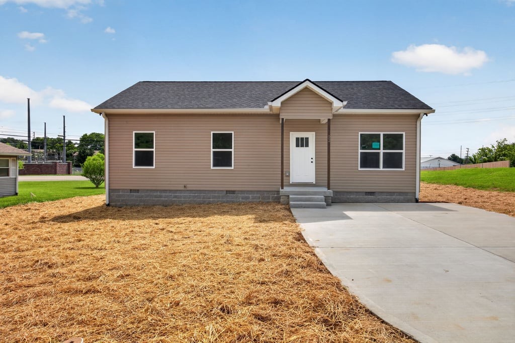 Homes for sale in Cookeville, TN | 22 Garrett Ave, Cookeville, TN 38501 | MLS# 3246168