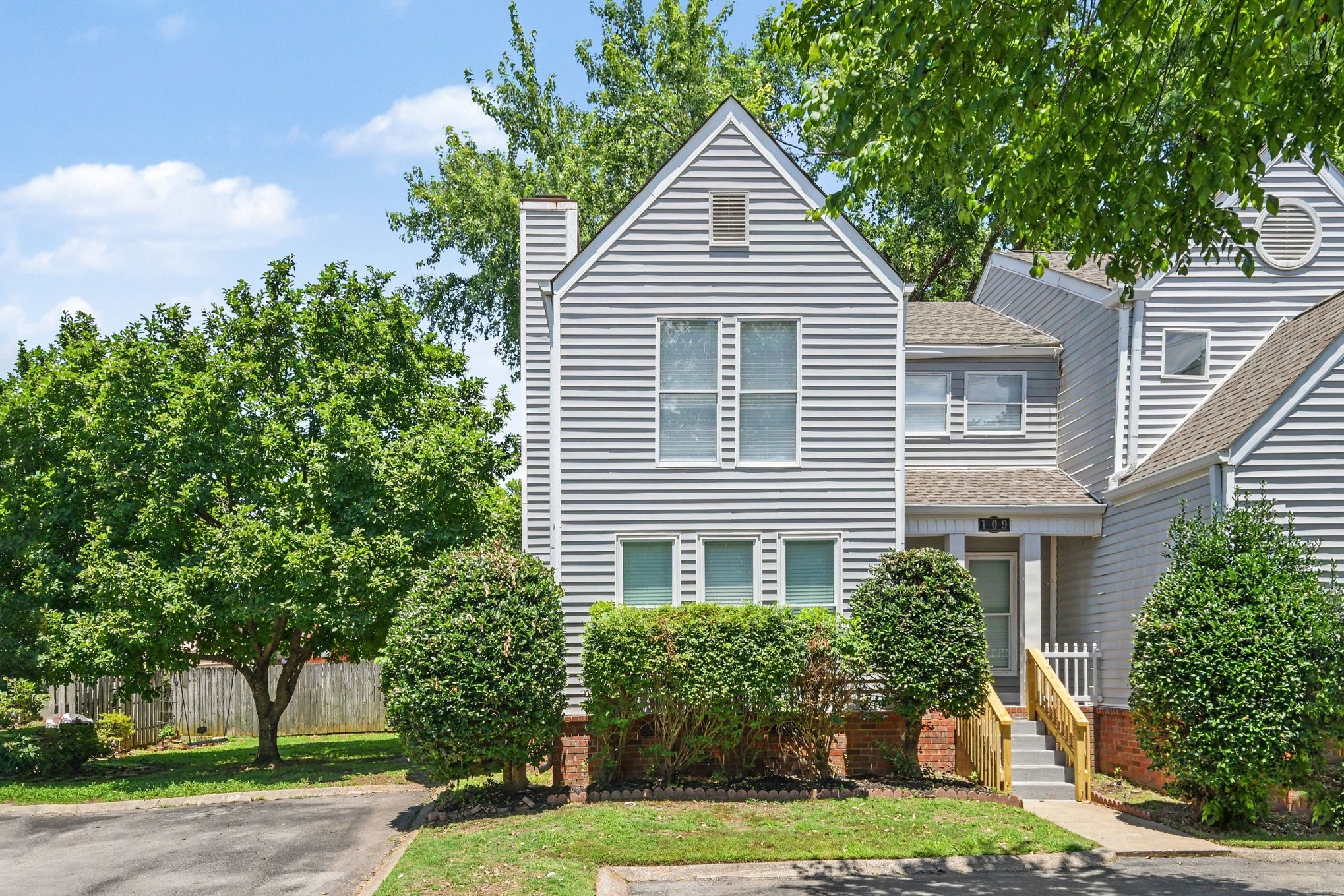 1st image of 109 Summerlake Pl, Hendersonville, TN 37075 | MLS# 3247011
