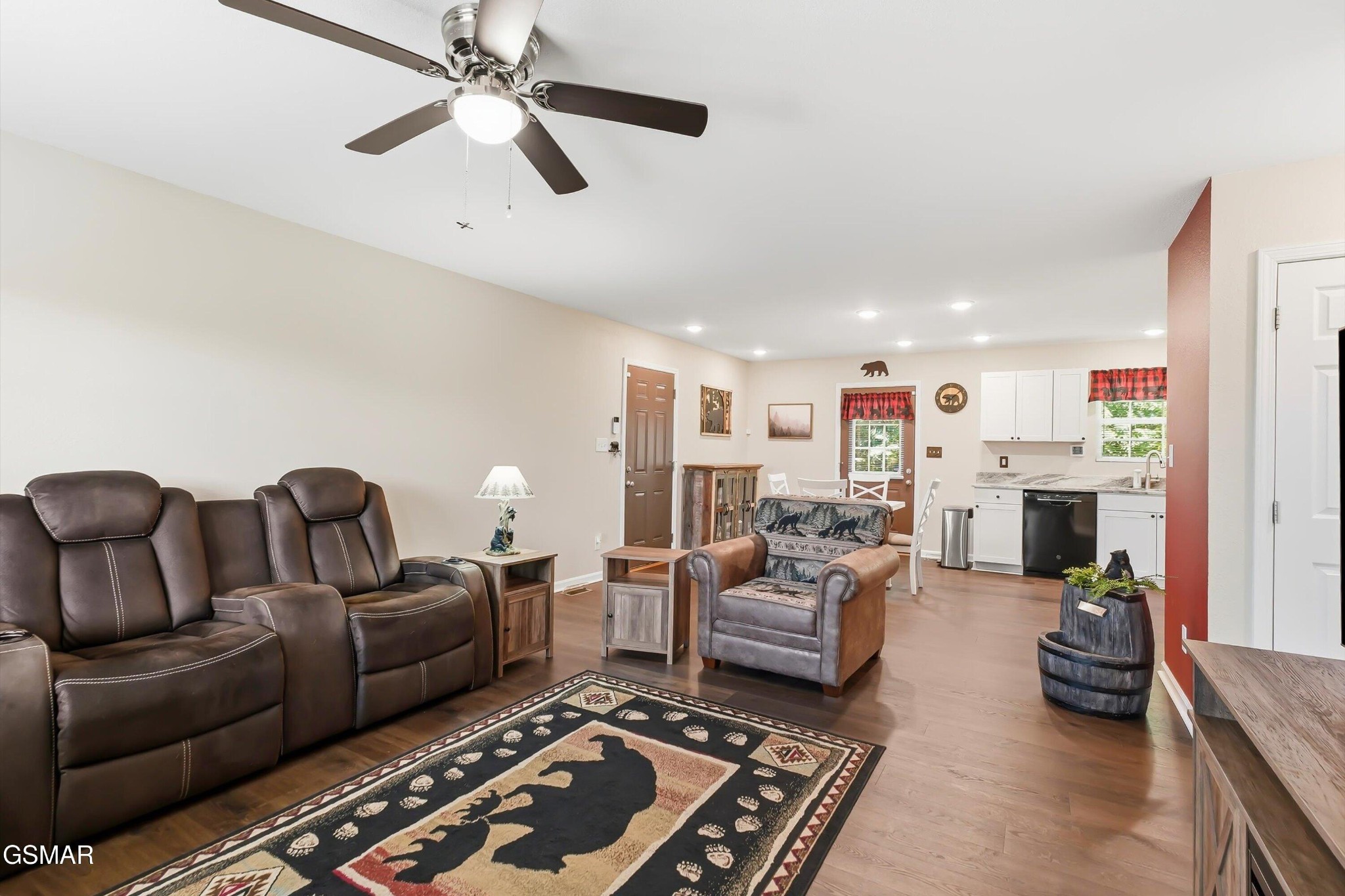 4th image of 1044 Lake Smoky Road, Sevierville, TN 37876 | MLS# 3525799