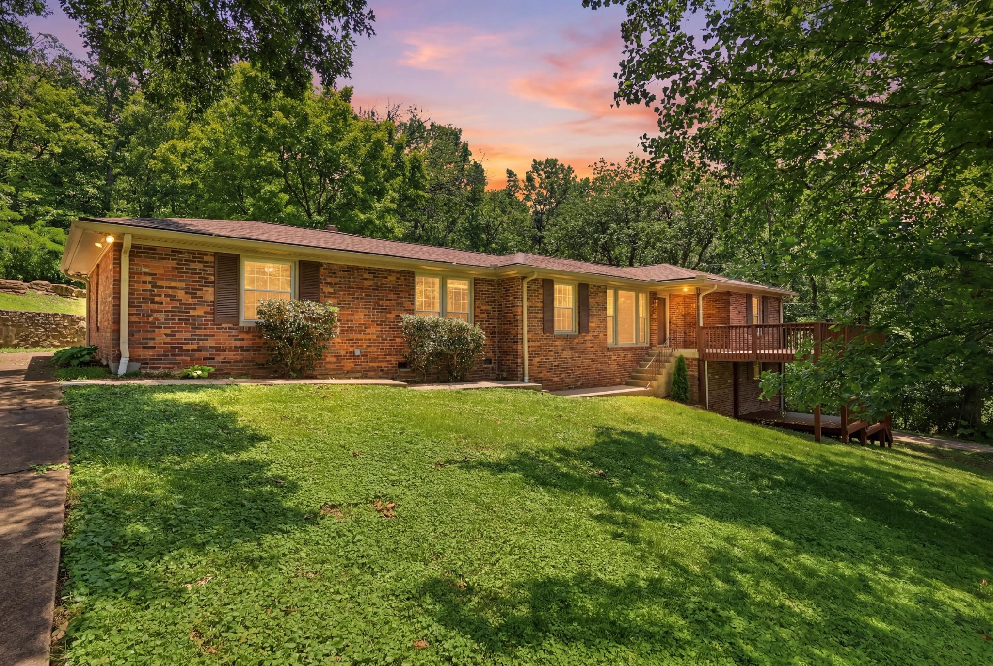 Homes for sale in Madison, TN | 600 Vanoke Dr, Madison, TN 37115 | MLS# 3247190