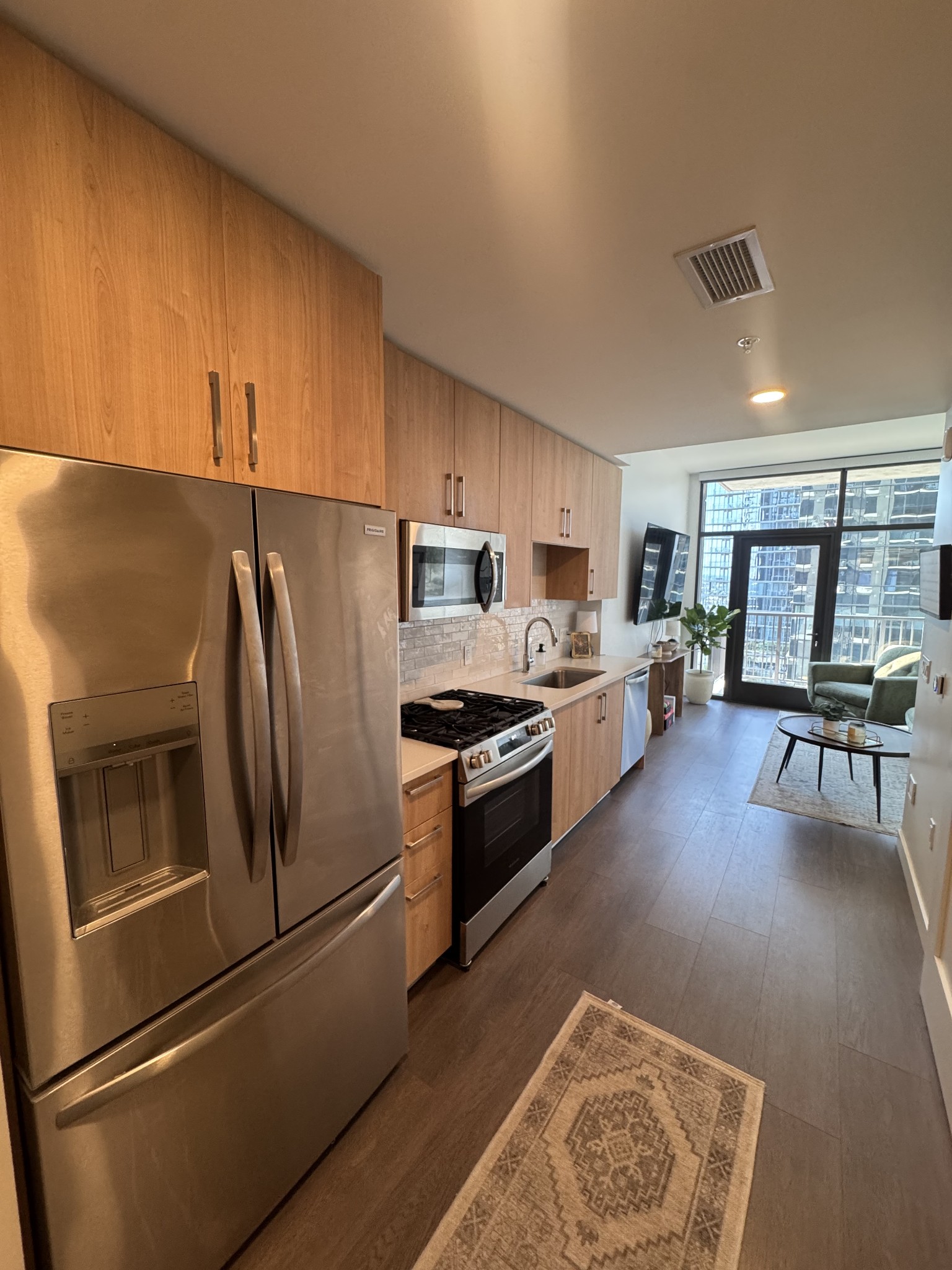 4th image of 1212 Demonbreun St #1406, Nashville, TN 37203 | MLS# 3283714