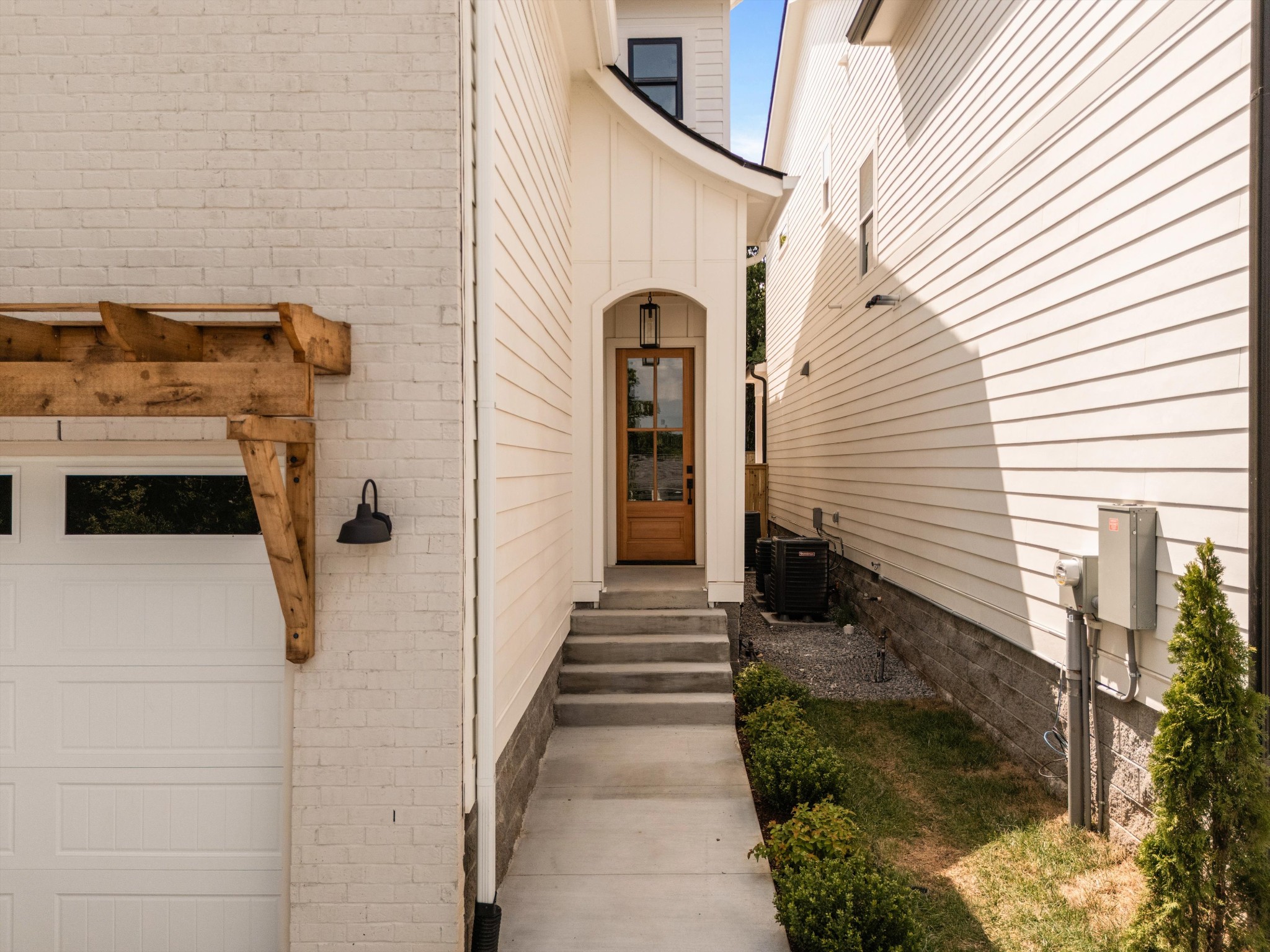 2nd image of 1520a Corder Dr, Nashville, TN 37206 | MLS# 3312448
