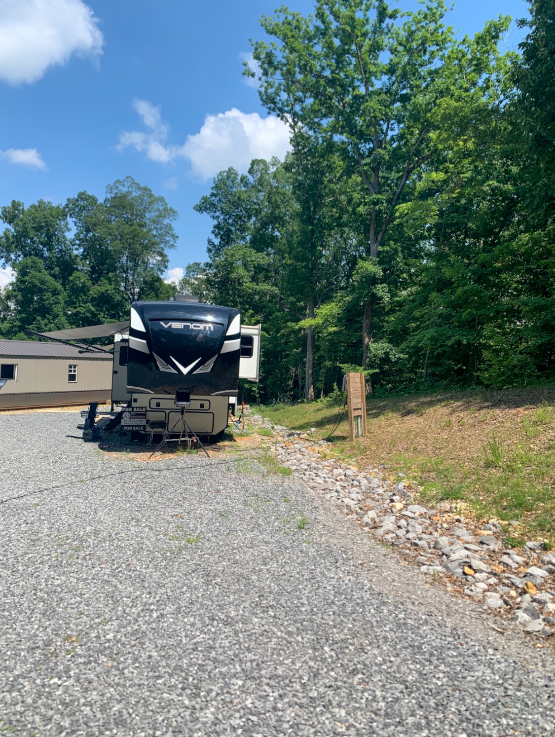Homes for sale in Cadiz, KY | 226 Skip Jack Ln, Cadiz, KY 42211 | MLS# 3249084