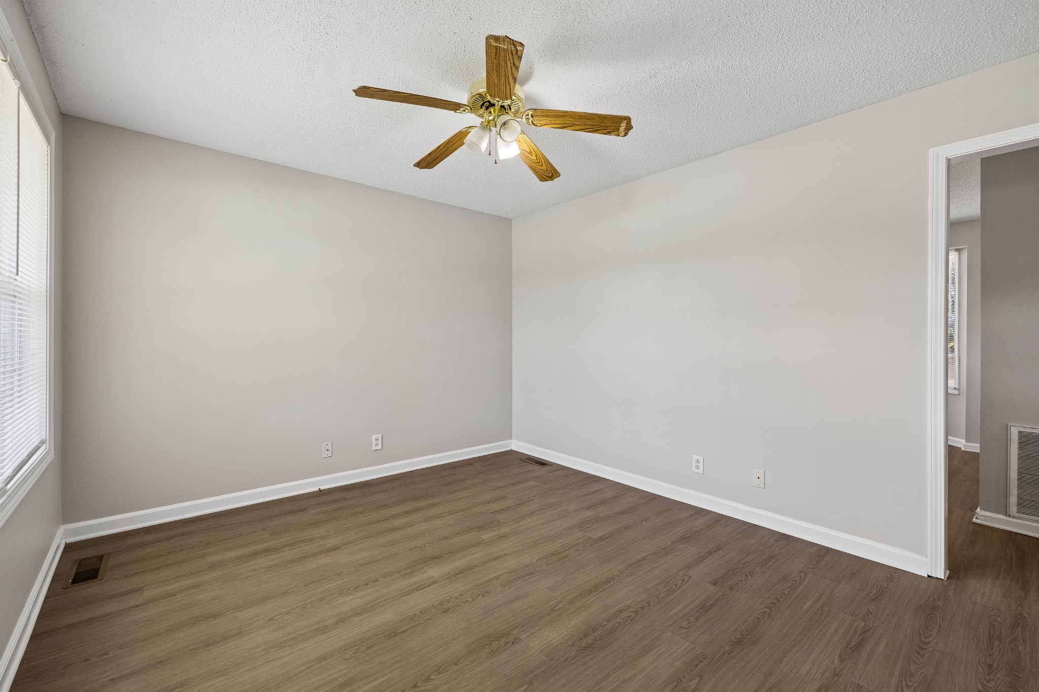 5th image of 1030 Bush Ave, Oak Grove, KY 42262 | MLS# 3520446