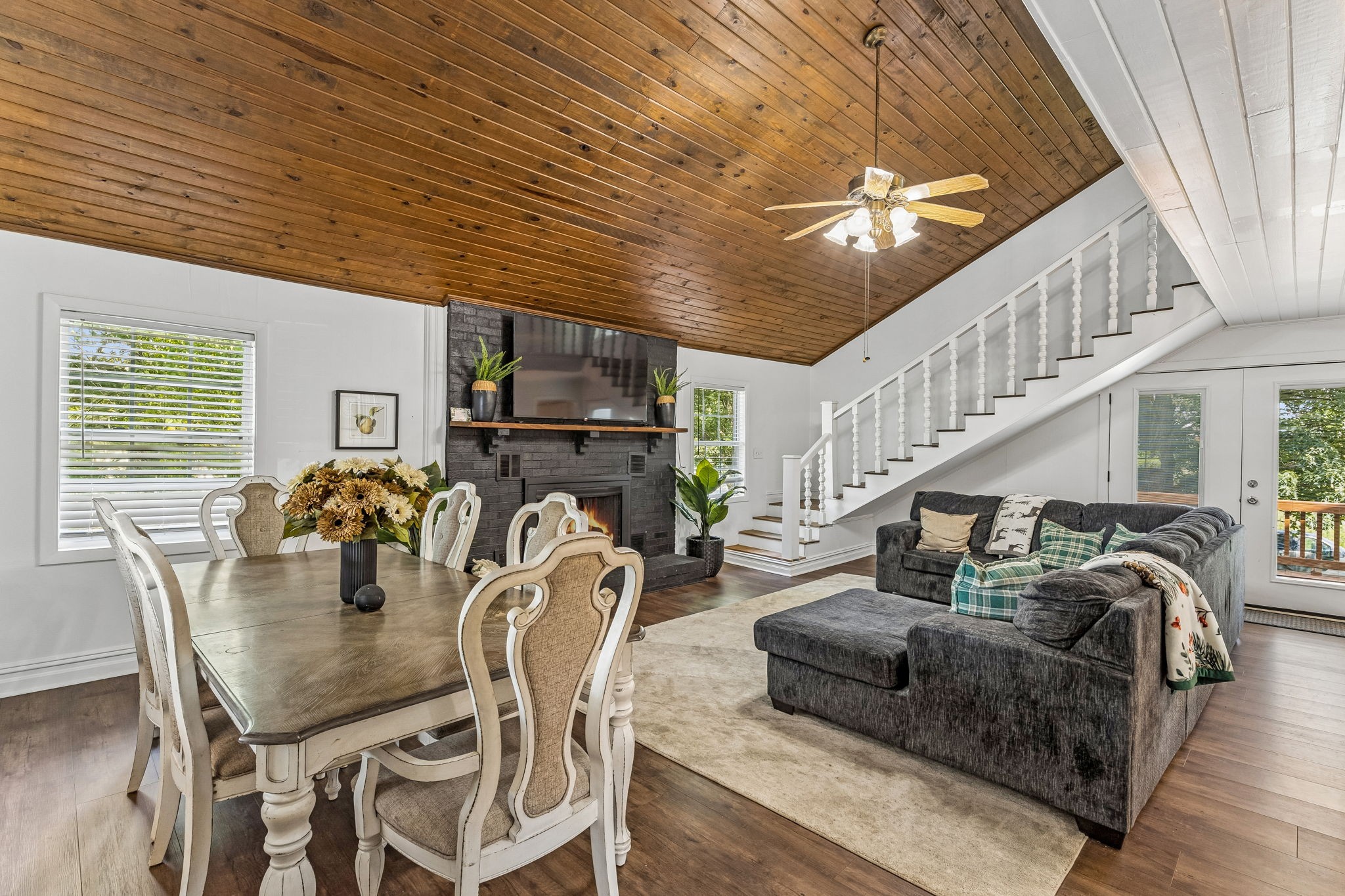 Homes for sale in Summertown, TN | 38 N Old Military Rd, Summertown, TN 38483 | MLS# 3269686