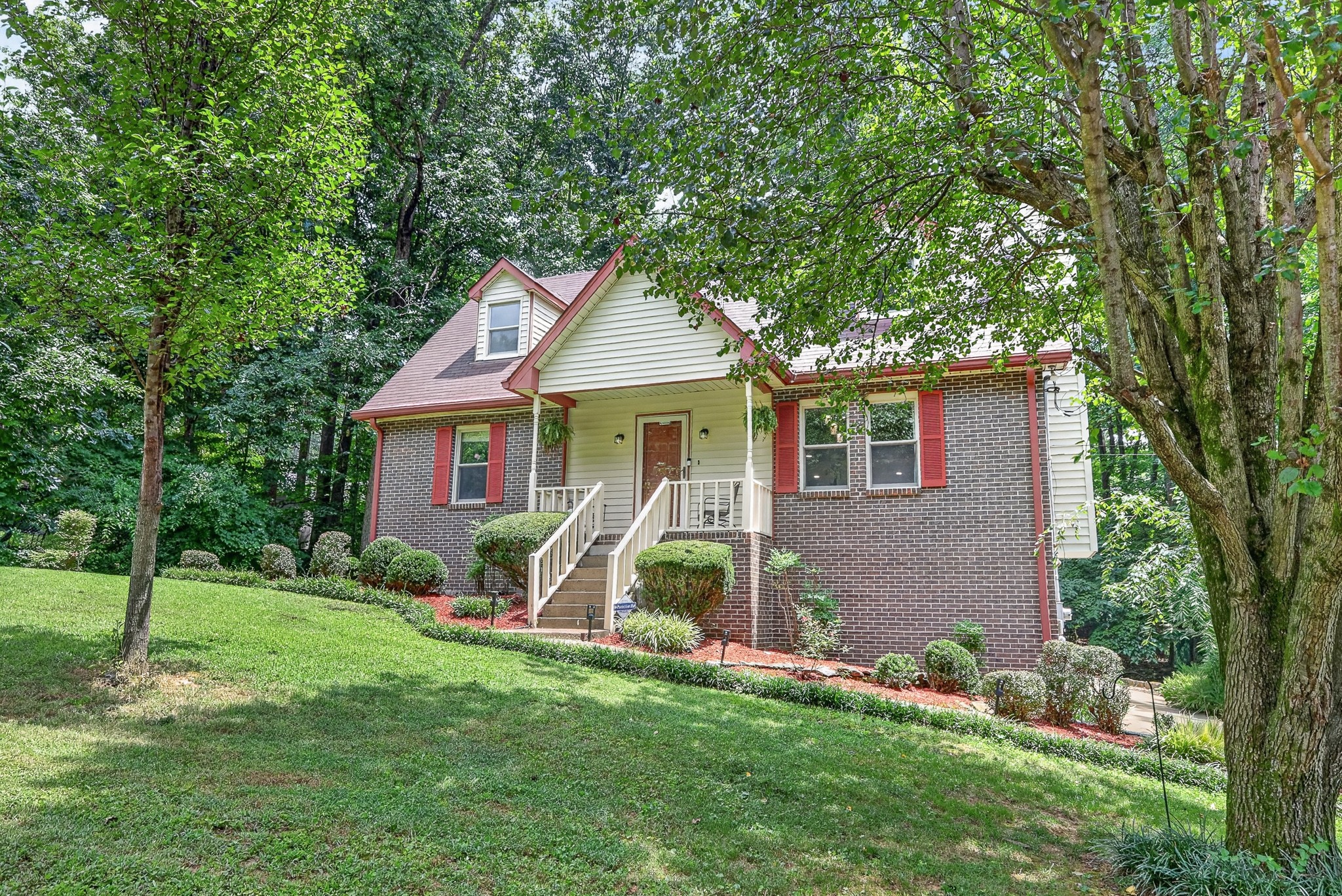 4th image of 1011 Valley Ln, White House, TN 37188 | MLS# 3261941