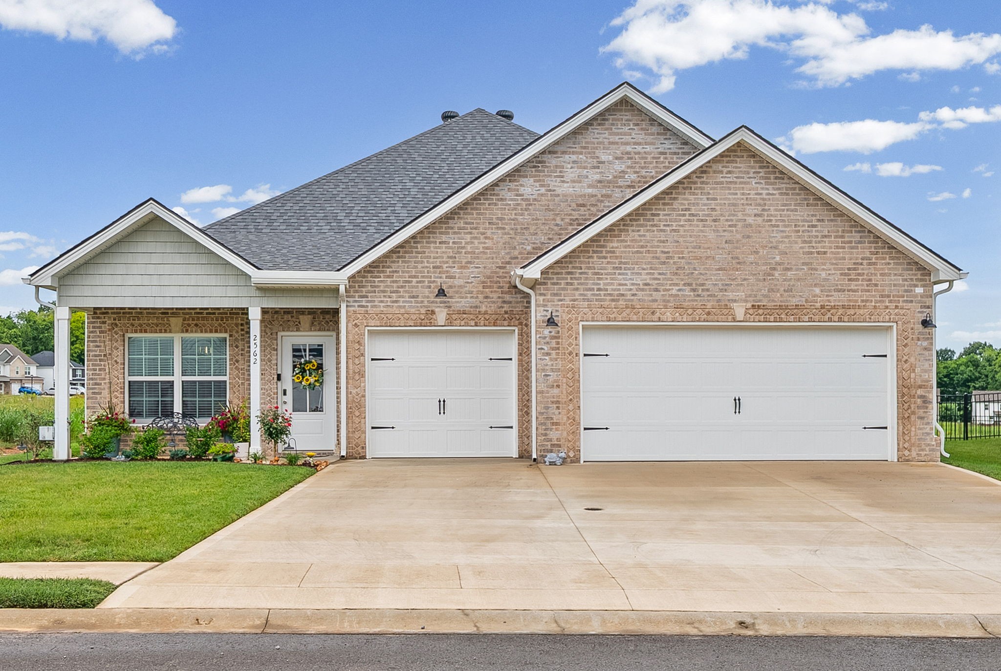 Homes for sale in Clarksville, TN | 2562 Rafiki Dr, Clarksville, TN 37042 | MLS# 3269924