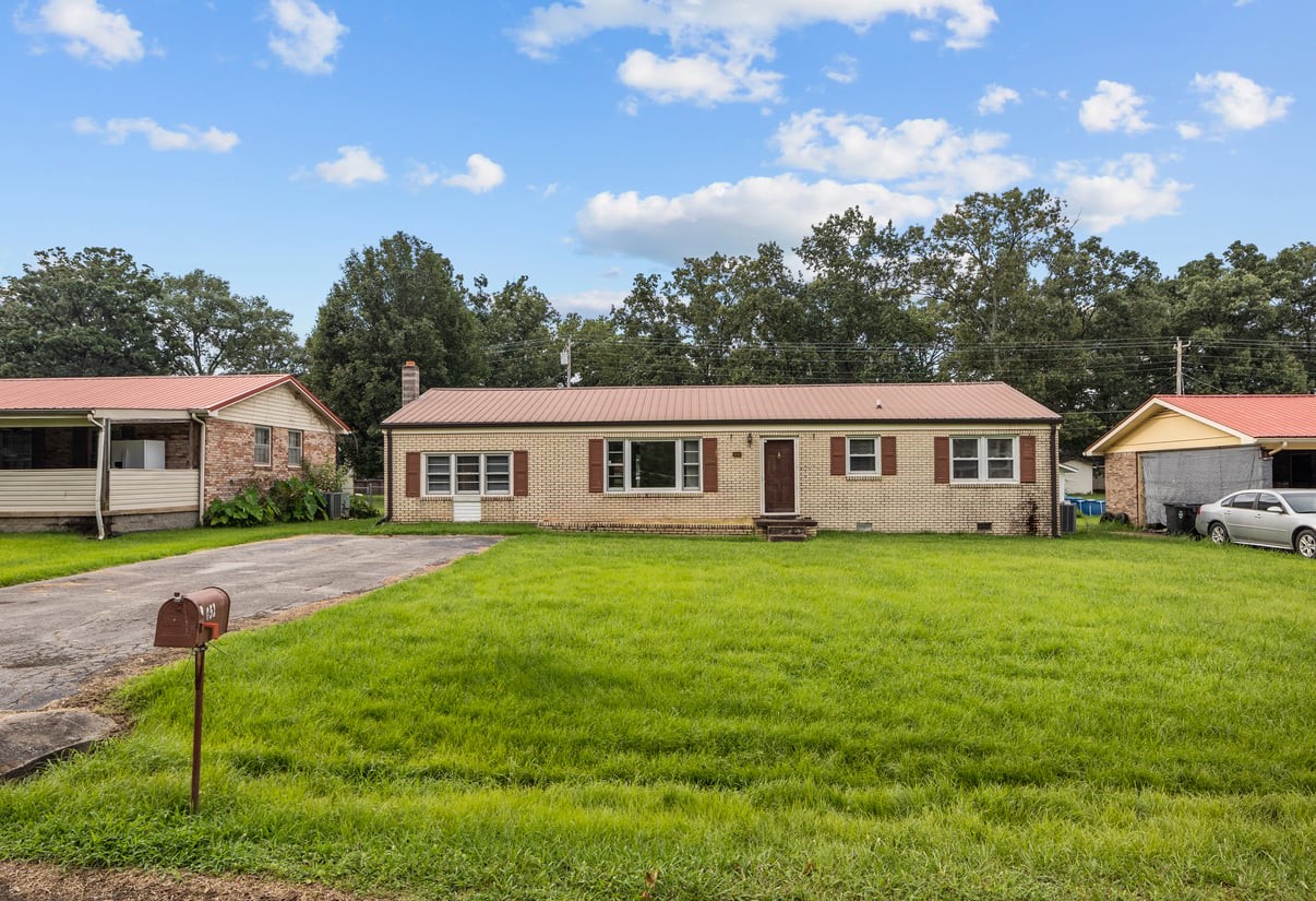 Homes for sale in New Johnsonville, TN | 451 Carman Ave, New Johnsonville, TN 37134 | MLS# 3262736