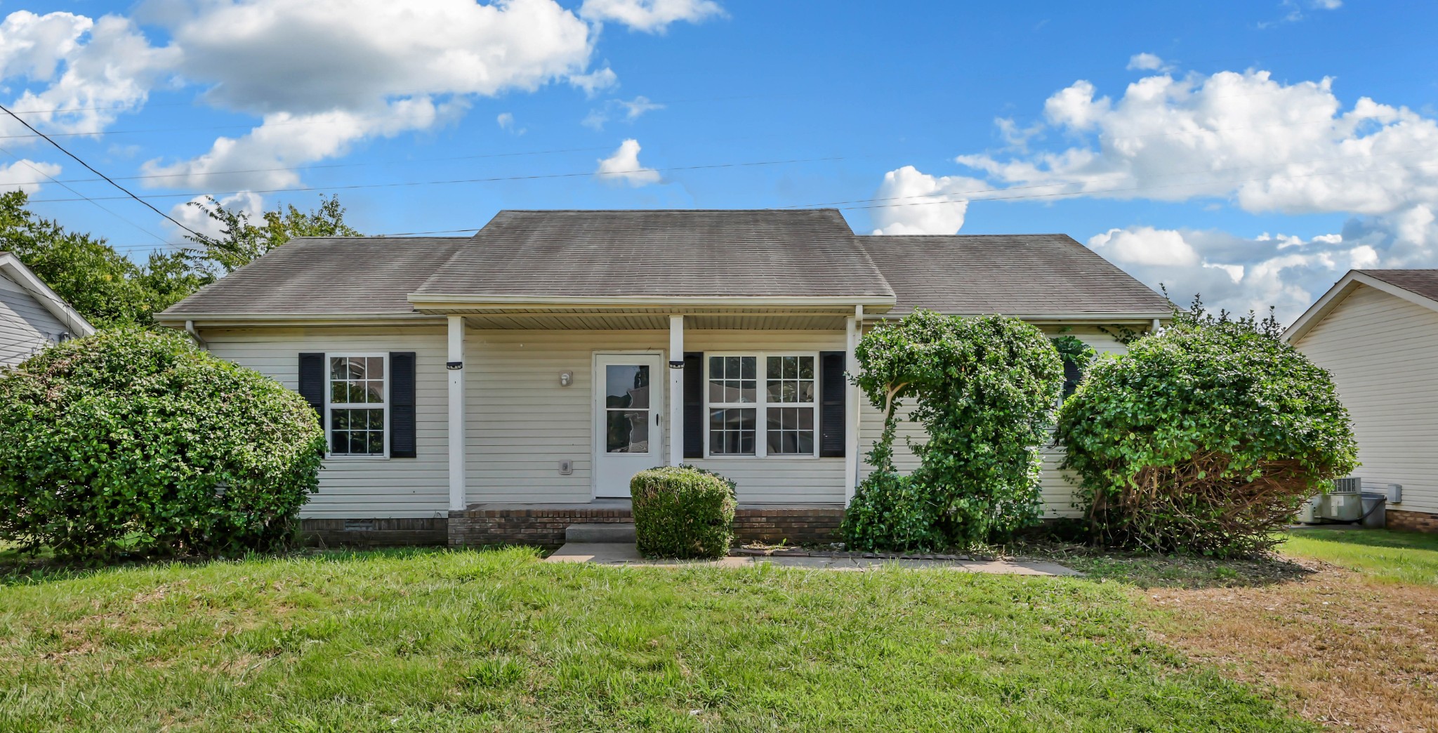 1st image of 1634 Hannibal Dr, Oak Grove, KY 42262 | MLS# 3333793