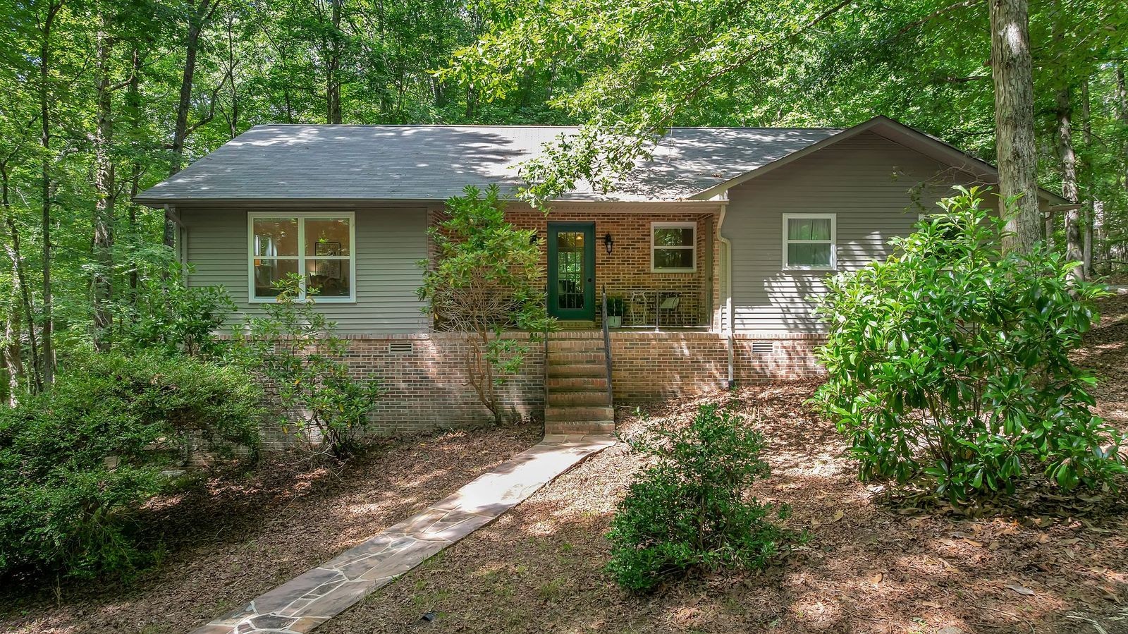 Homes for sale in Monteagle, TN | 1637 Clifftops Ave, Monteagle, TN 37356 | MLS# 3270415