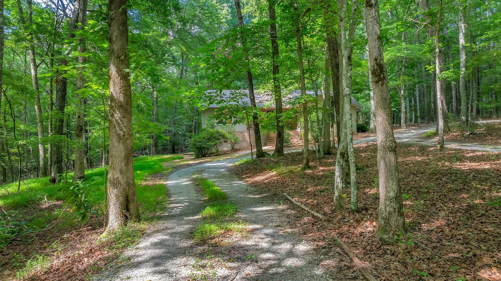 Homes for sale in Monteagle, TN | 1637 Clifftops Ave, Monteagle, TN 37356 | MLS# 3270415