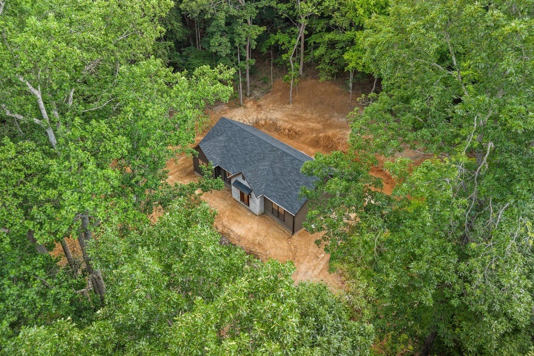 Homes for sale in Vanleer, TN | 875 Little Leatherwood Rd, Vanleer, TN 37181 | MLS# 3270540