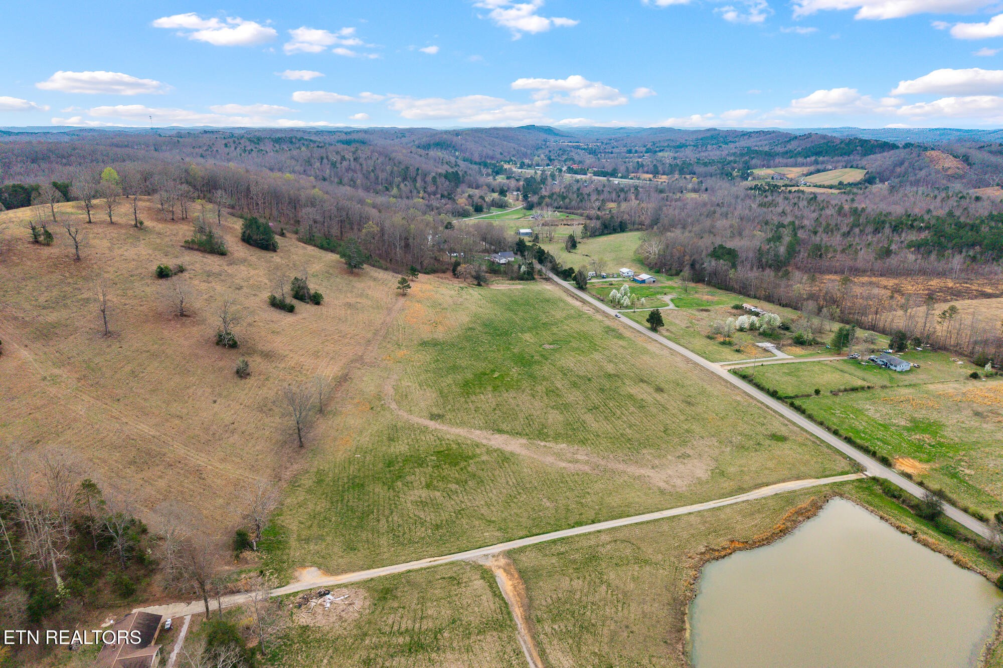 5th image of 11 N Nopone Valley Rd, Decatur, TN 37322 | MLS# 3526668