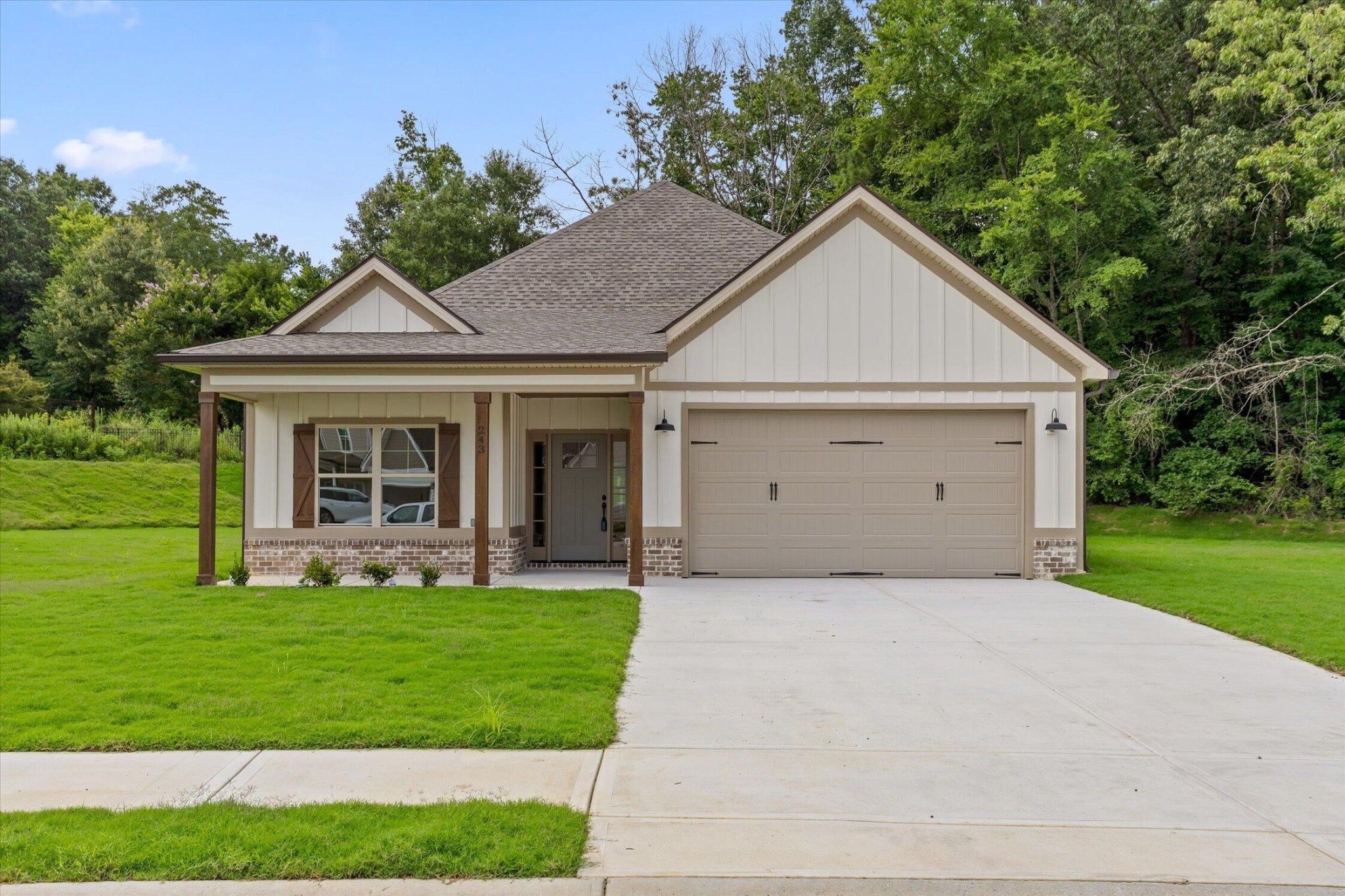 Homes for sale in Ringgold, GA | 243 Willow Grove Court, Ringgold, GA 30736 | MLS# 3269986