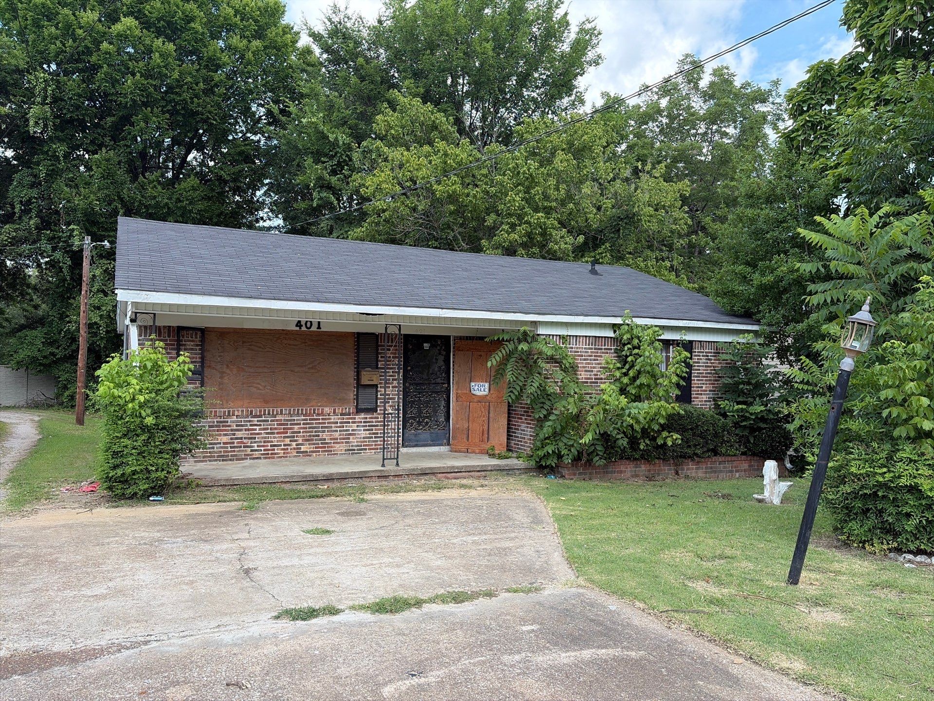 Homes for sale in Brownsville, TN | 401 N Bradford Ave, Brownsville, TN 38012 | MLS# 3270598
