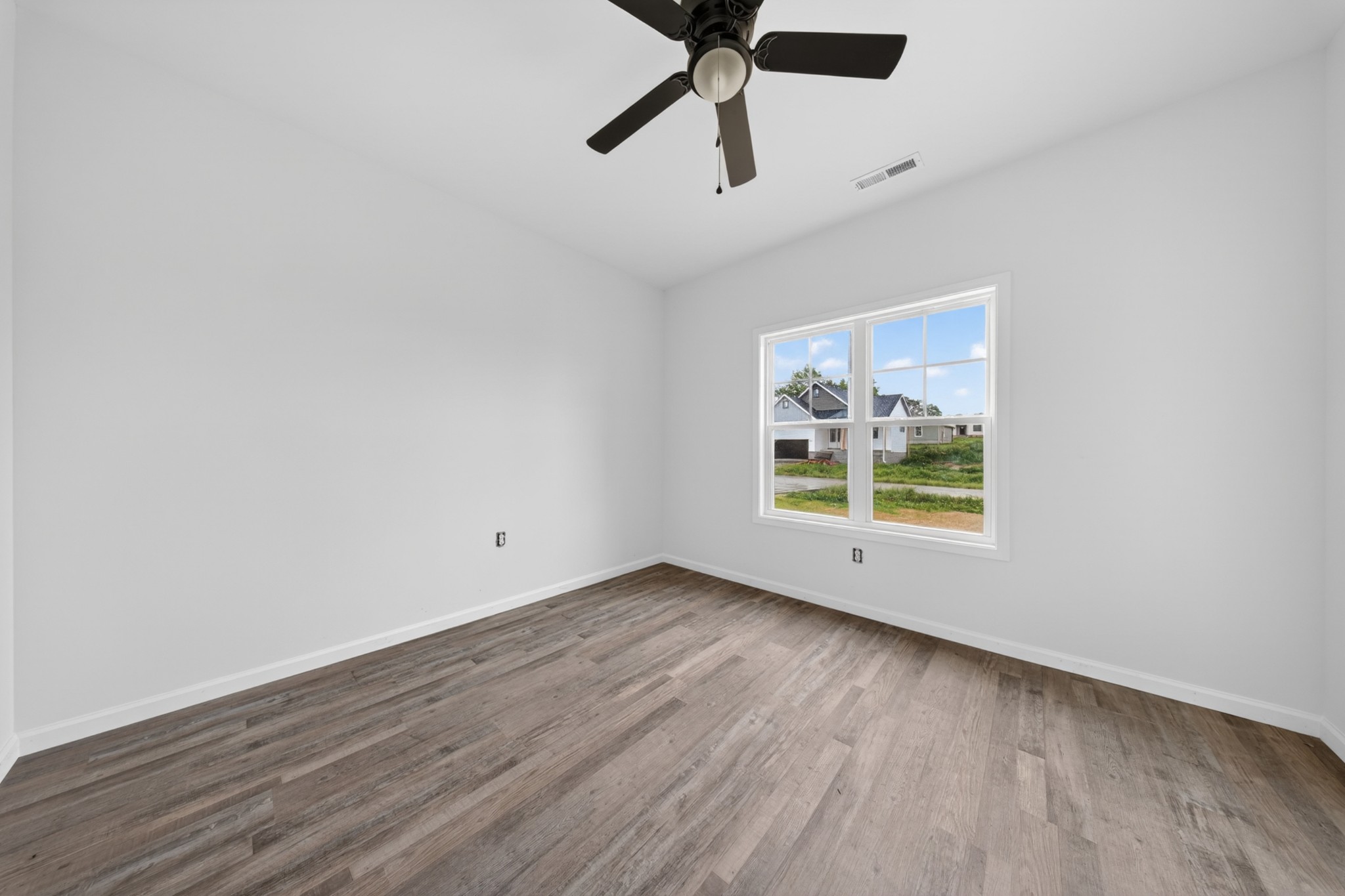 Homes for sale in Elkton, KY | 703 Lasters Ave, Elkton, KY 42220 | MLS# 3270529